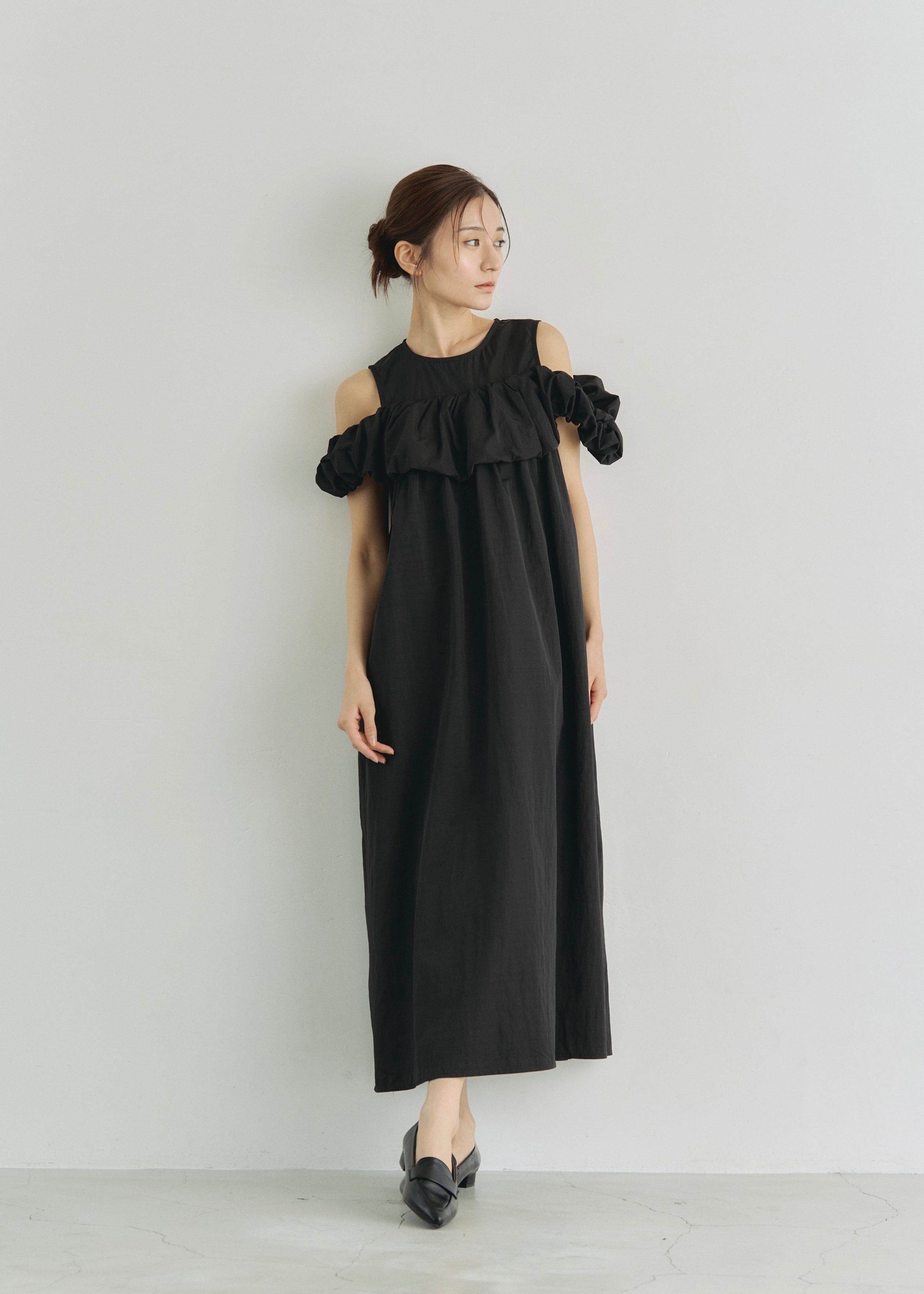 OFF SHOULDER DRESS