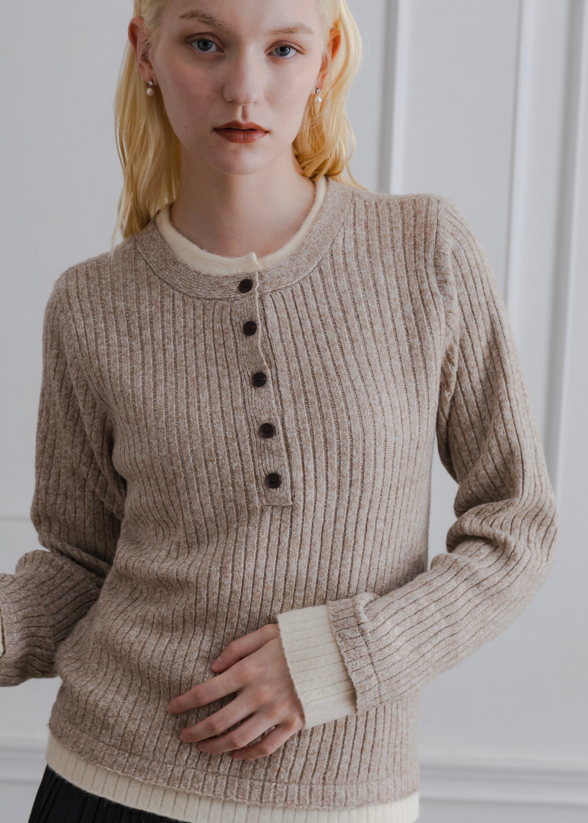 LAYERED MIX KNIT