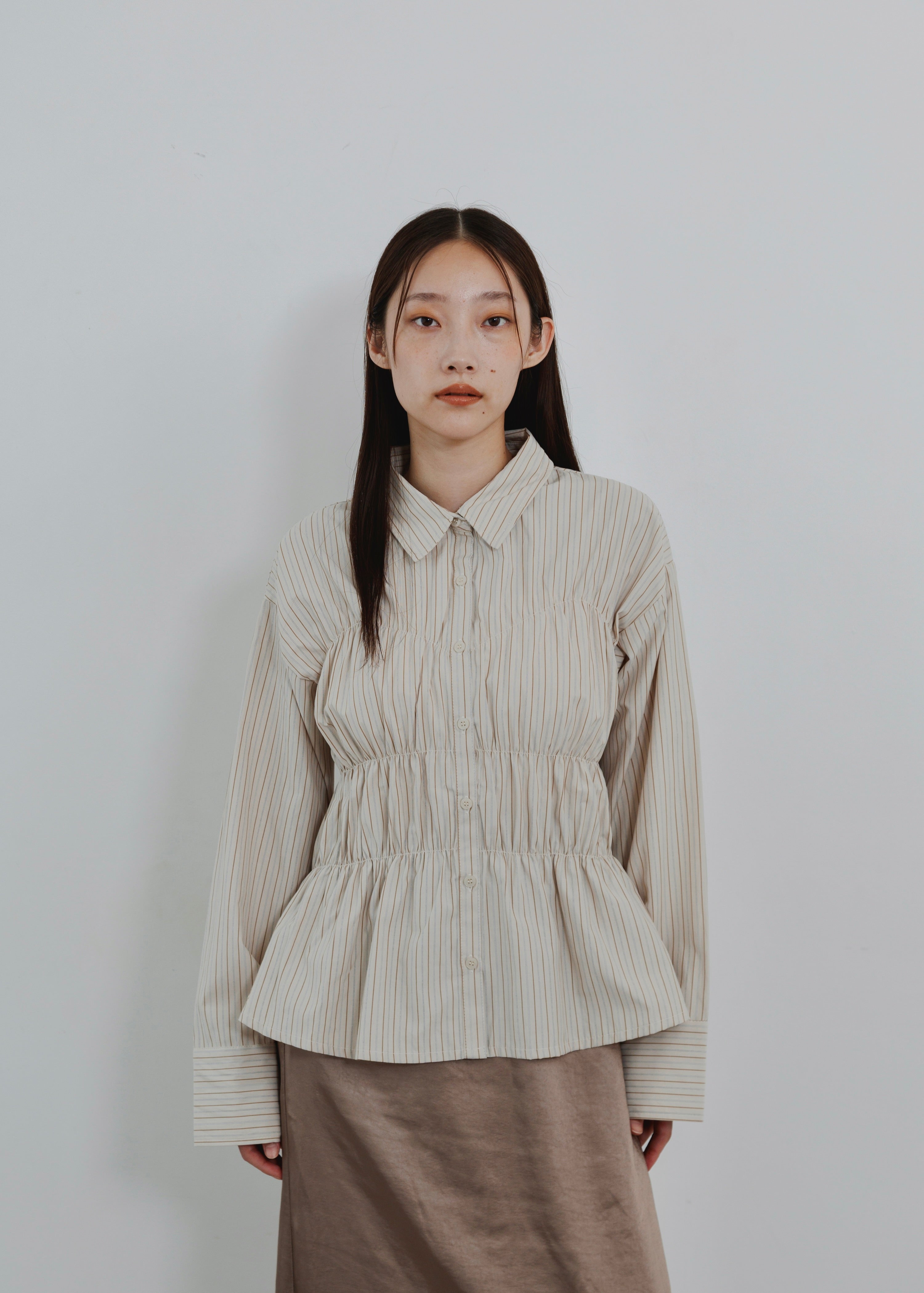 STRIPE SHIRRING SHIRT