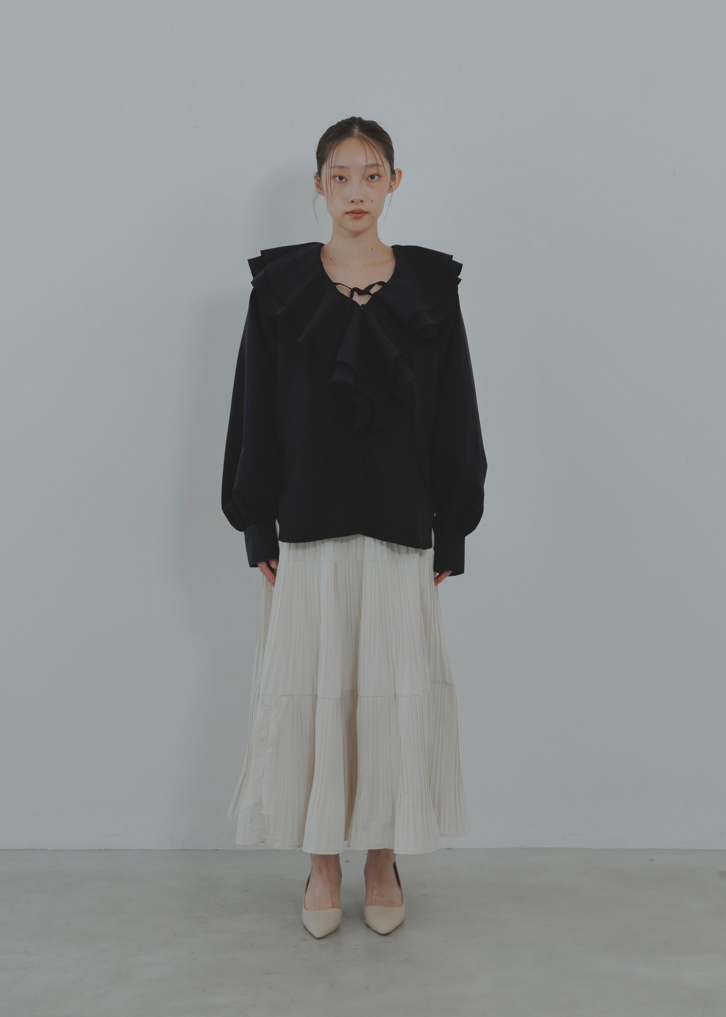 FRILL COLLAR SHIRT