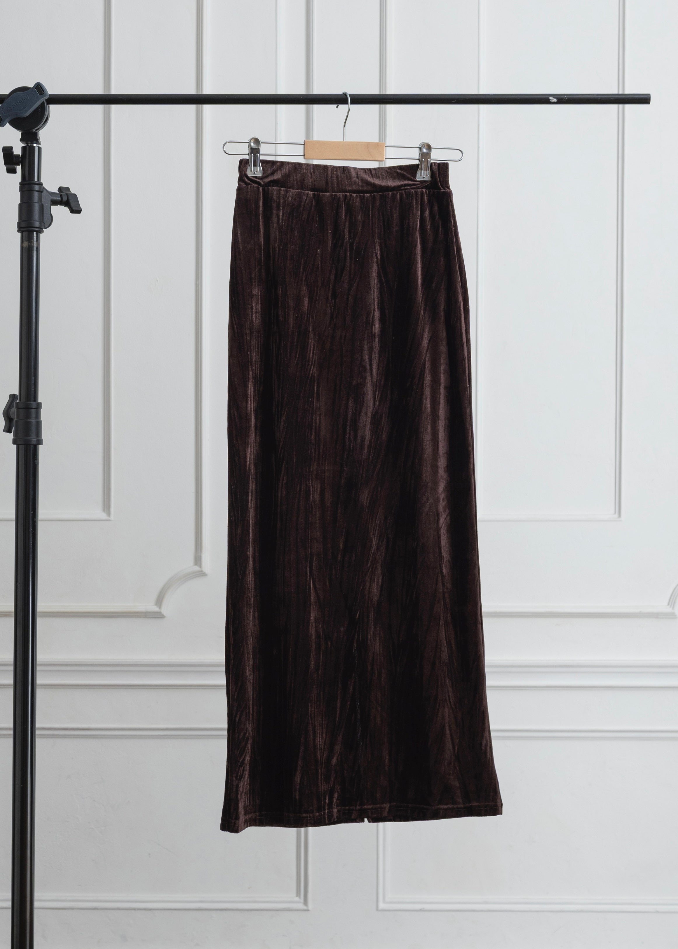 CRUSH VELOUR SKIRT