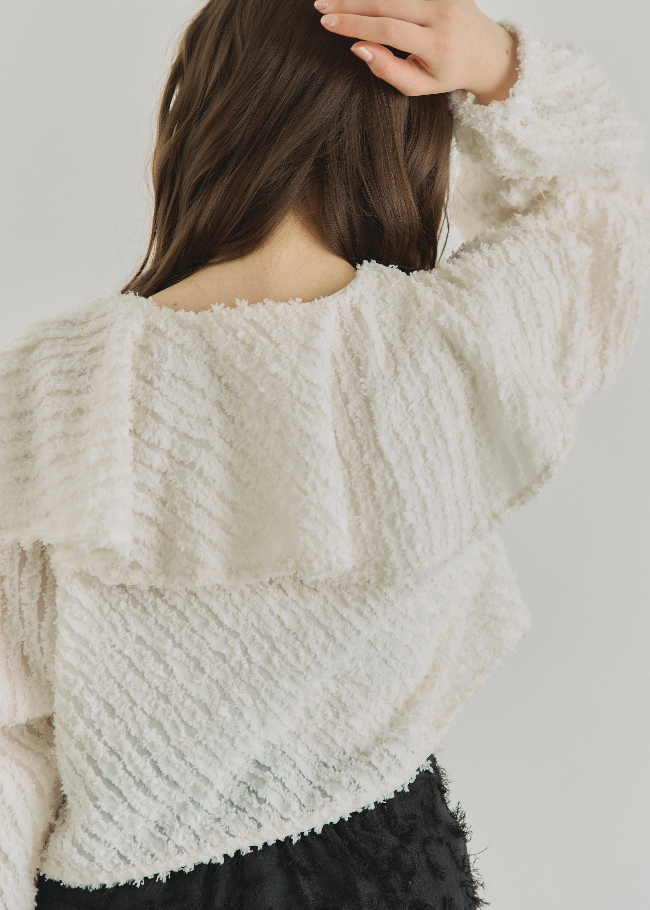 FRINGE CROPPED BLOUSE