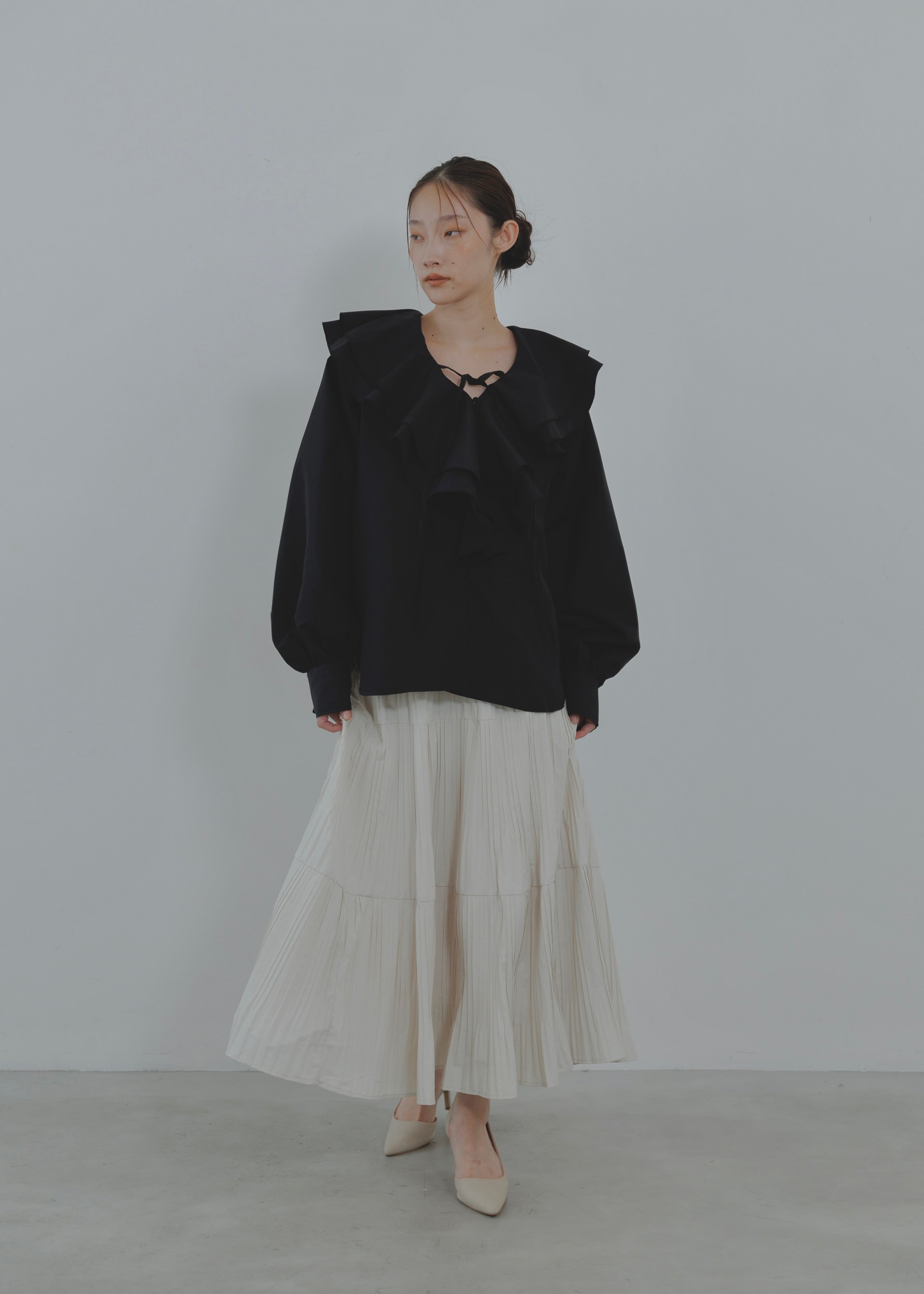FRILL COLLAR SHIRT