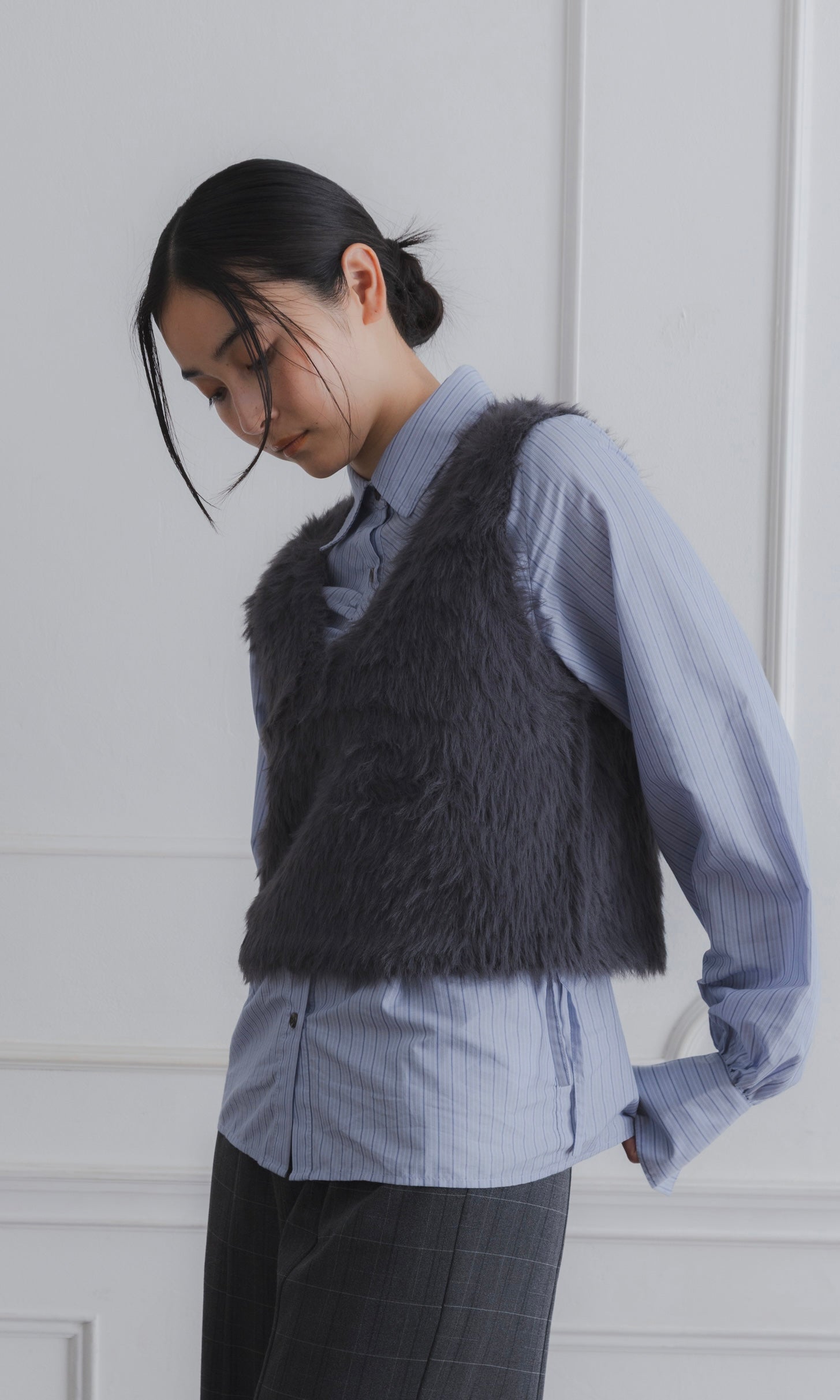 FEATHER OVER CARDIGAN WITH VEST AMERI FEATHER OVER CARDIGAN WITH