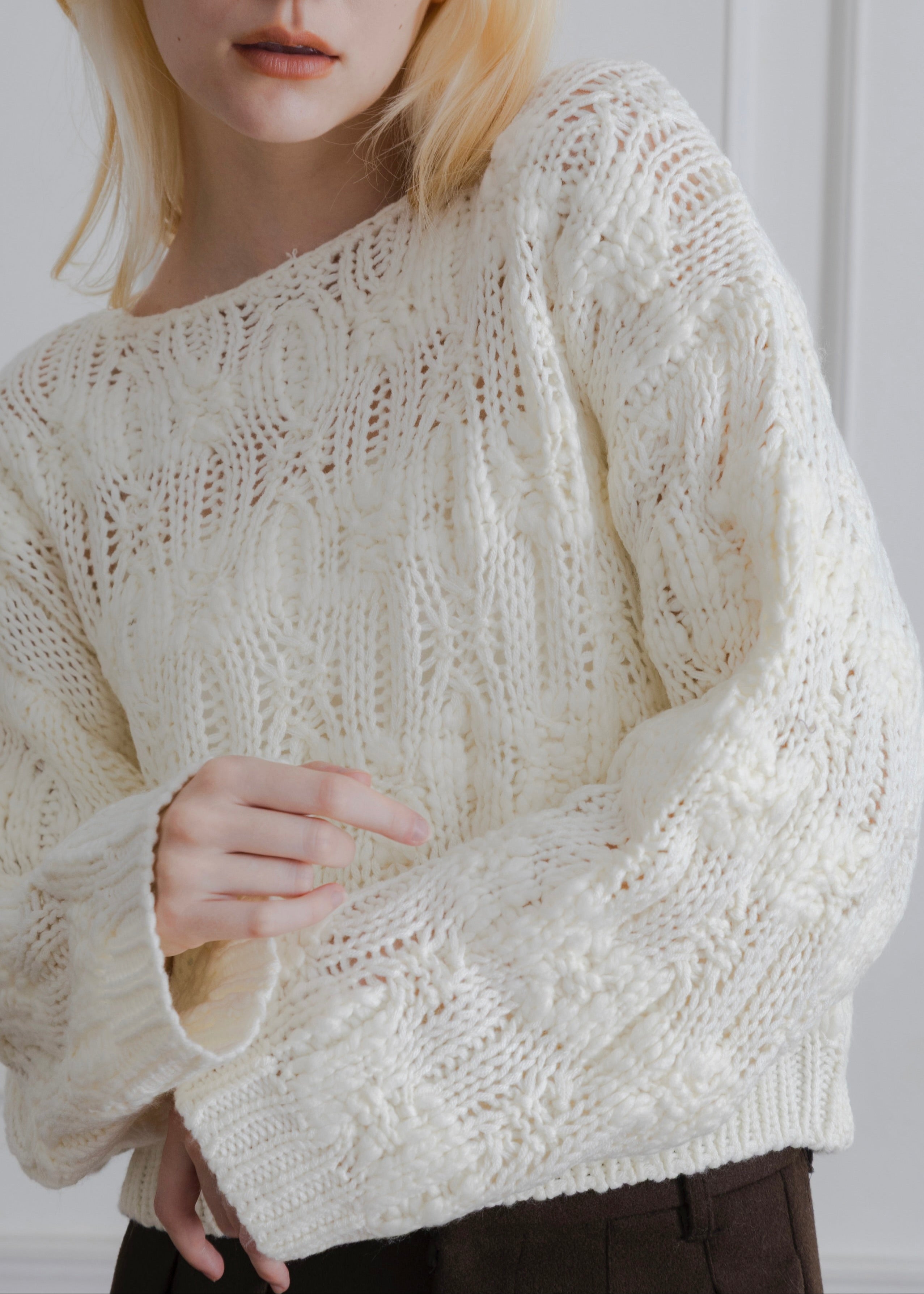 CROPPED KNIT PULLOVER