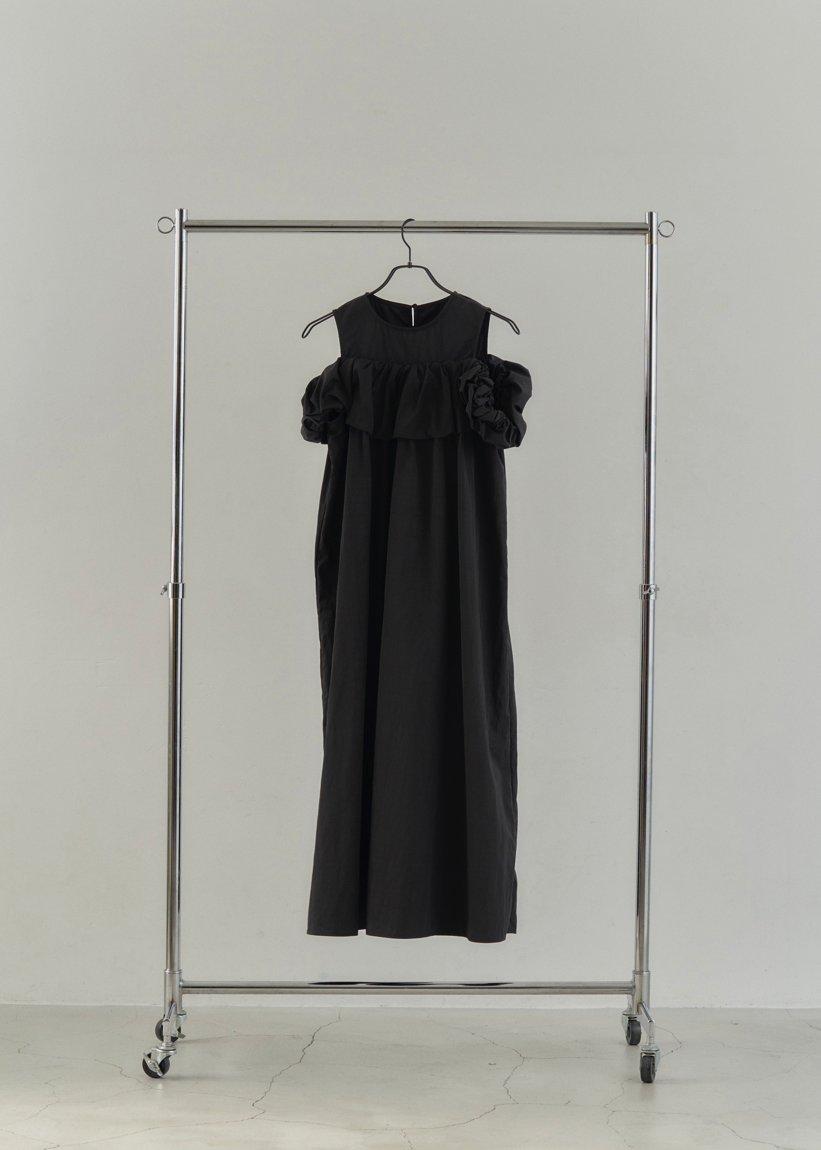 OFF SHOULDER DRESS