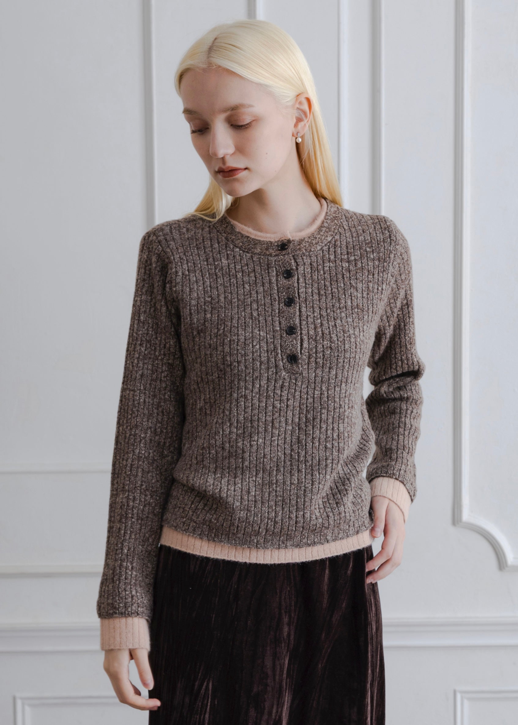 LAYERED MIX KNIT