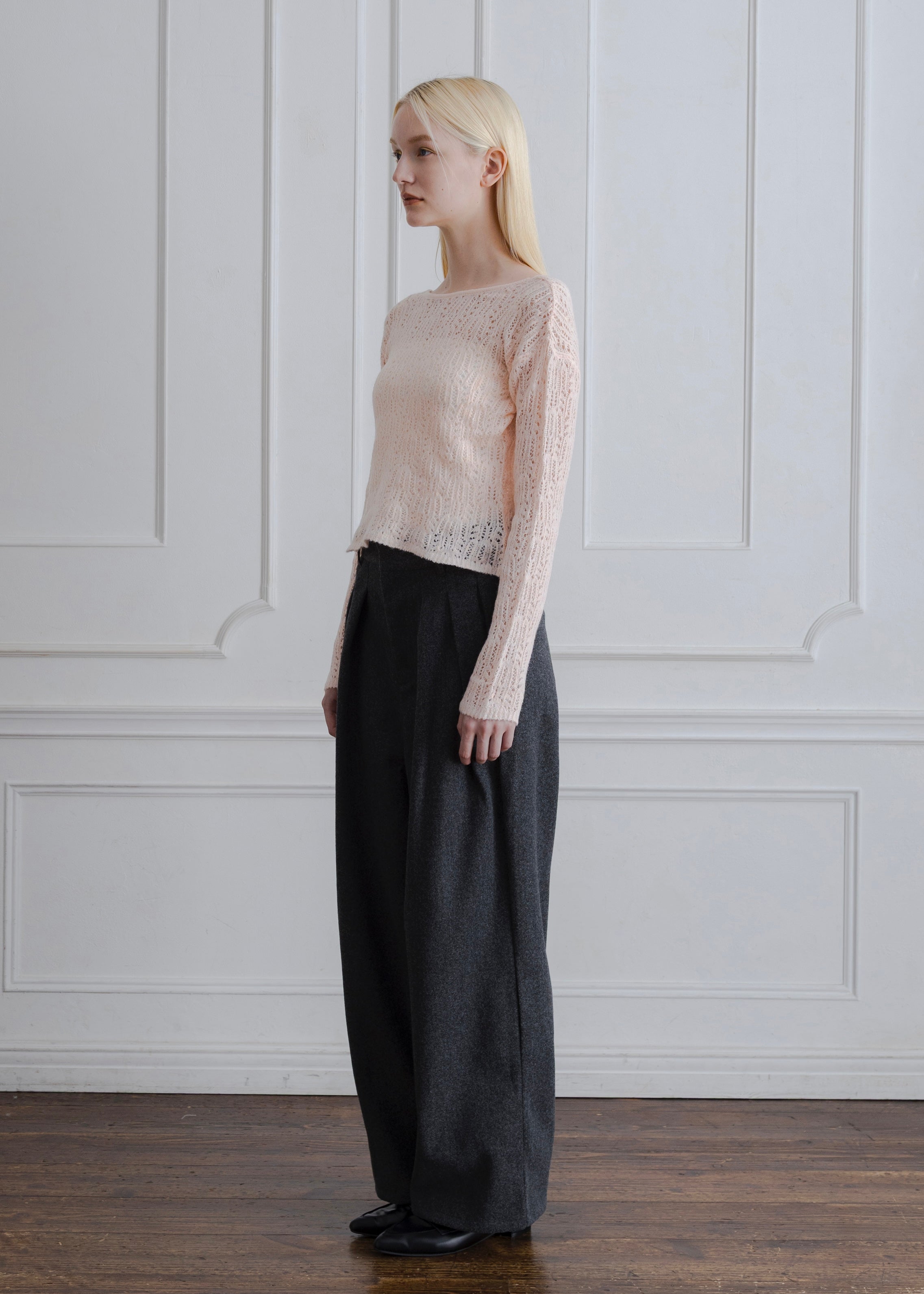 BACK OPEN KNIT