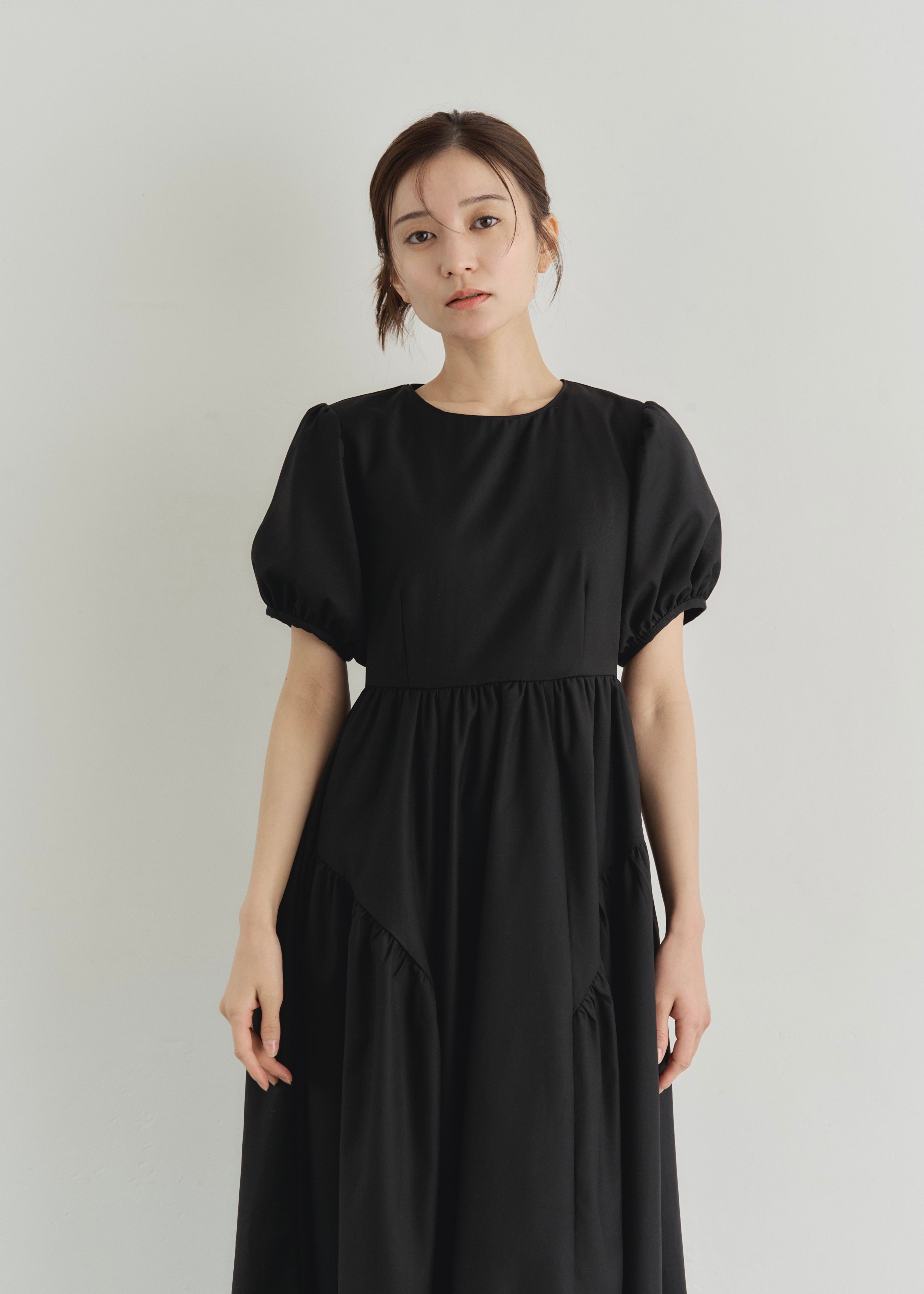PUFF SLEEVE RIBBON DRESS