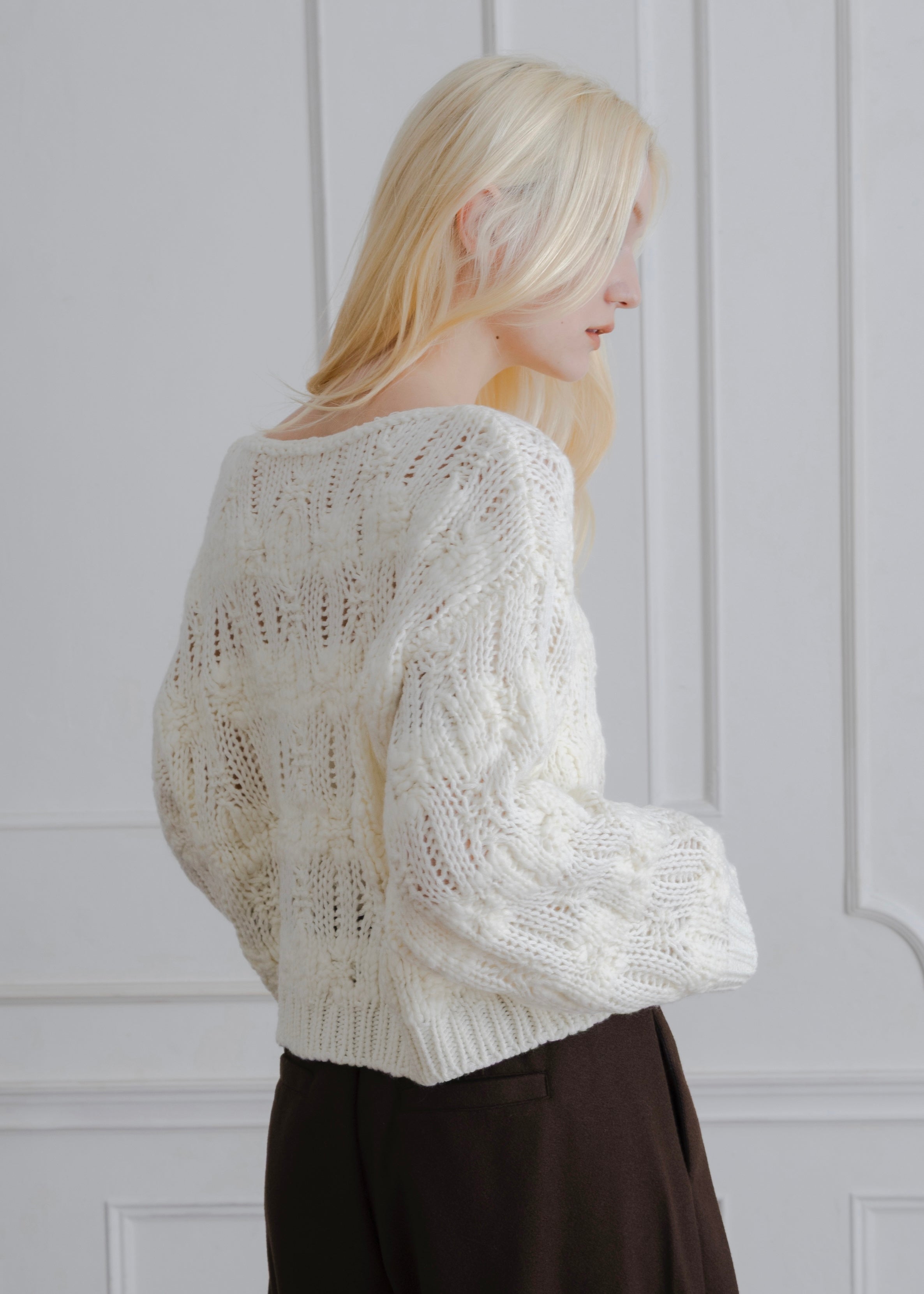 CROPPED KNIT PULLOVER