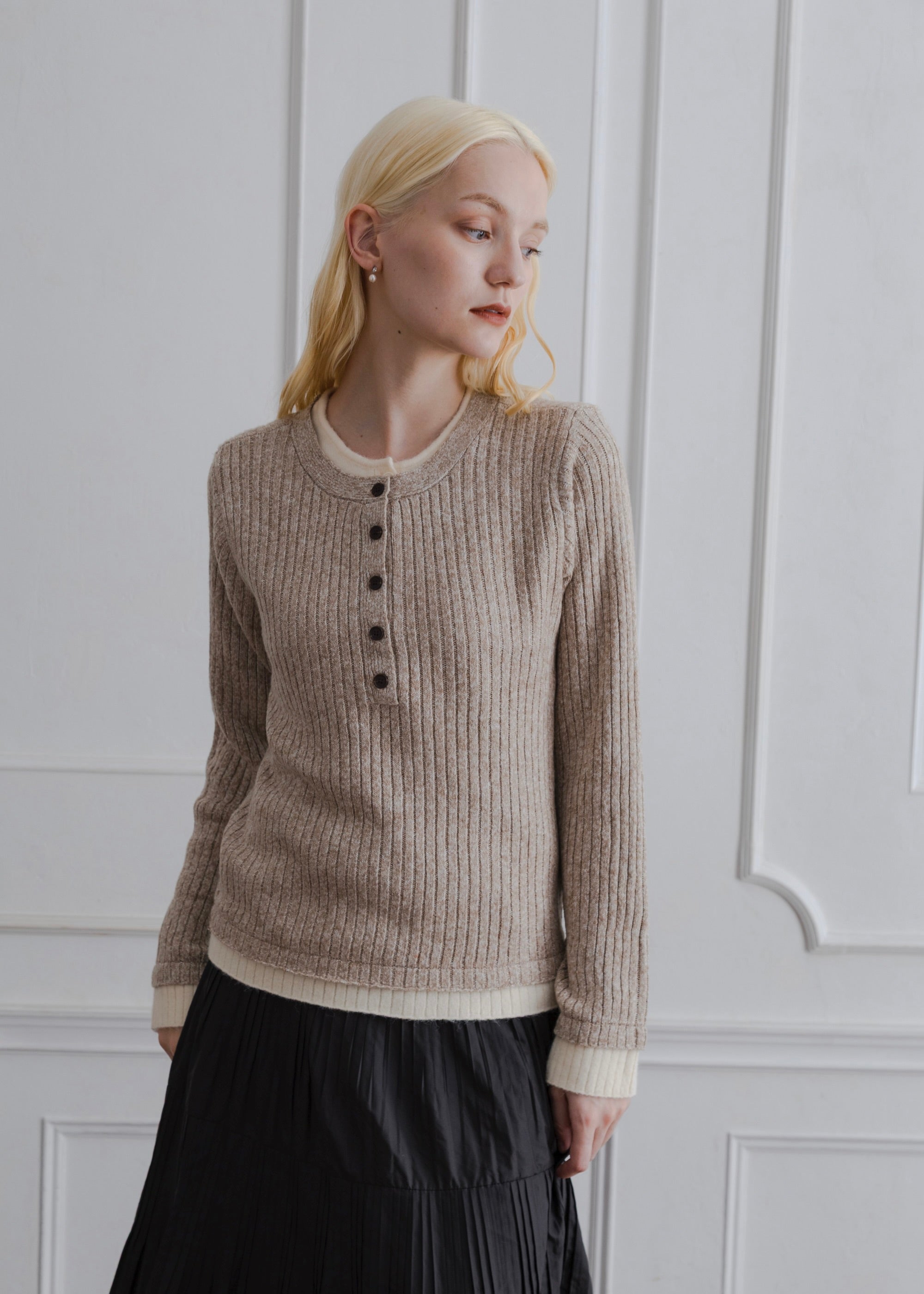 LAYERED MIX KNIT
