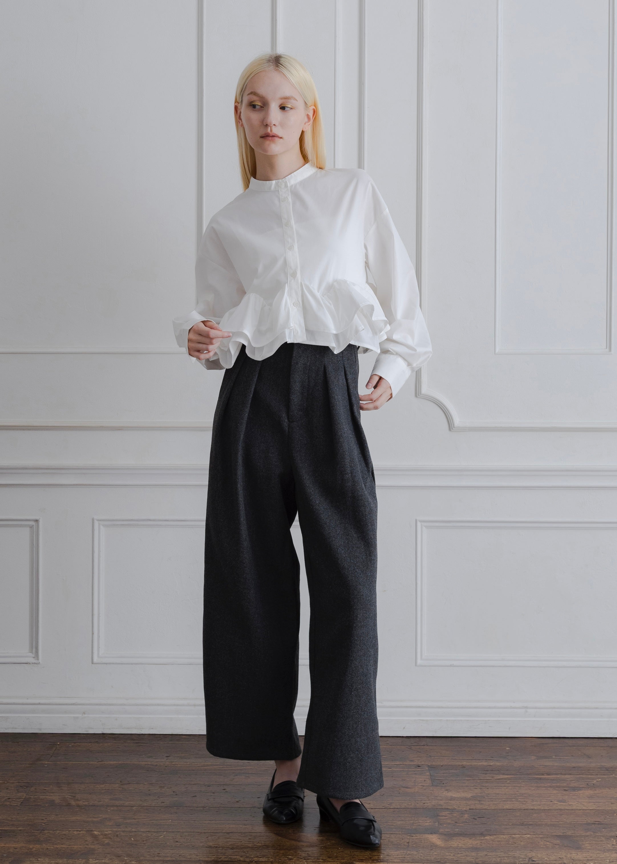 FRILL HEM BLOUSE