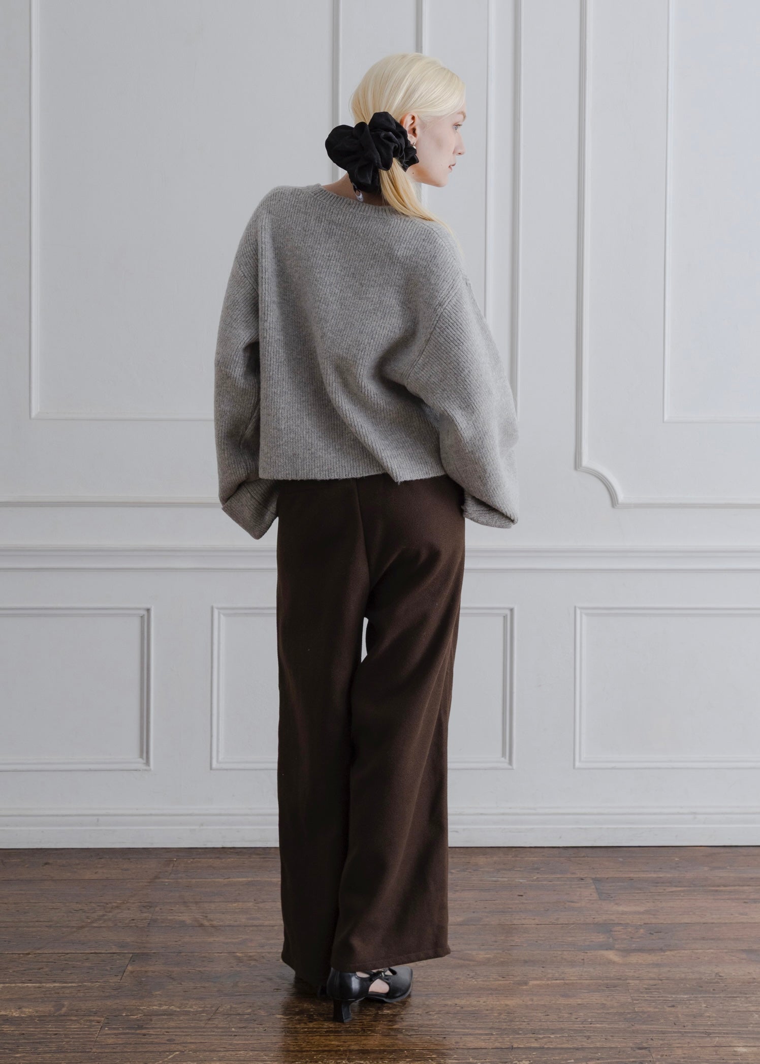 BOA COLLAR CARDIGAN
