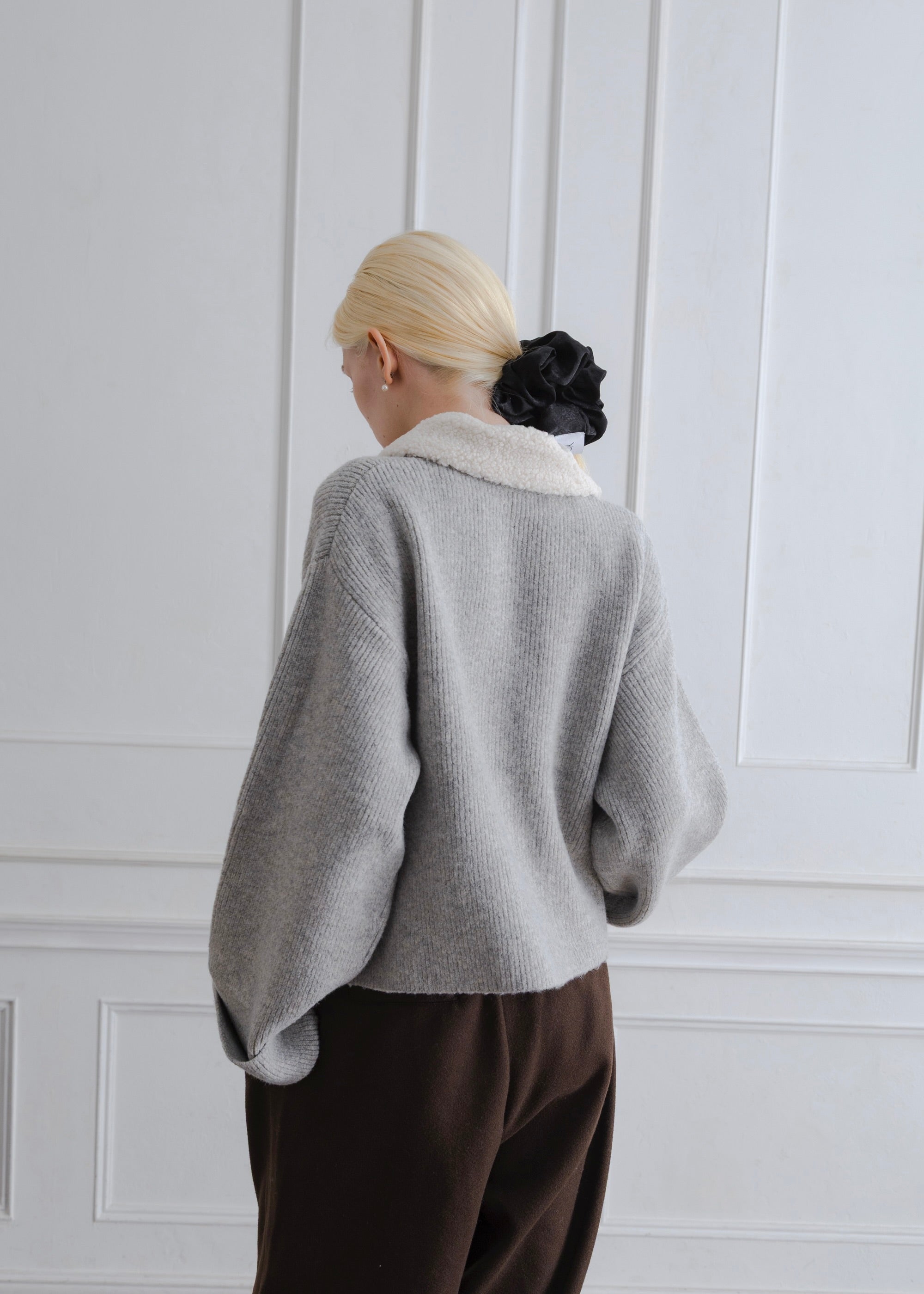 BOA COLLAR CARDIGAN