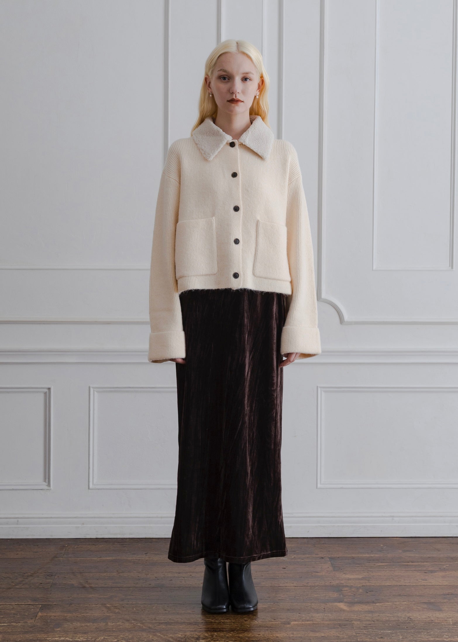 BOA COLLAR CARDIGAN