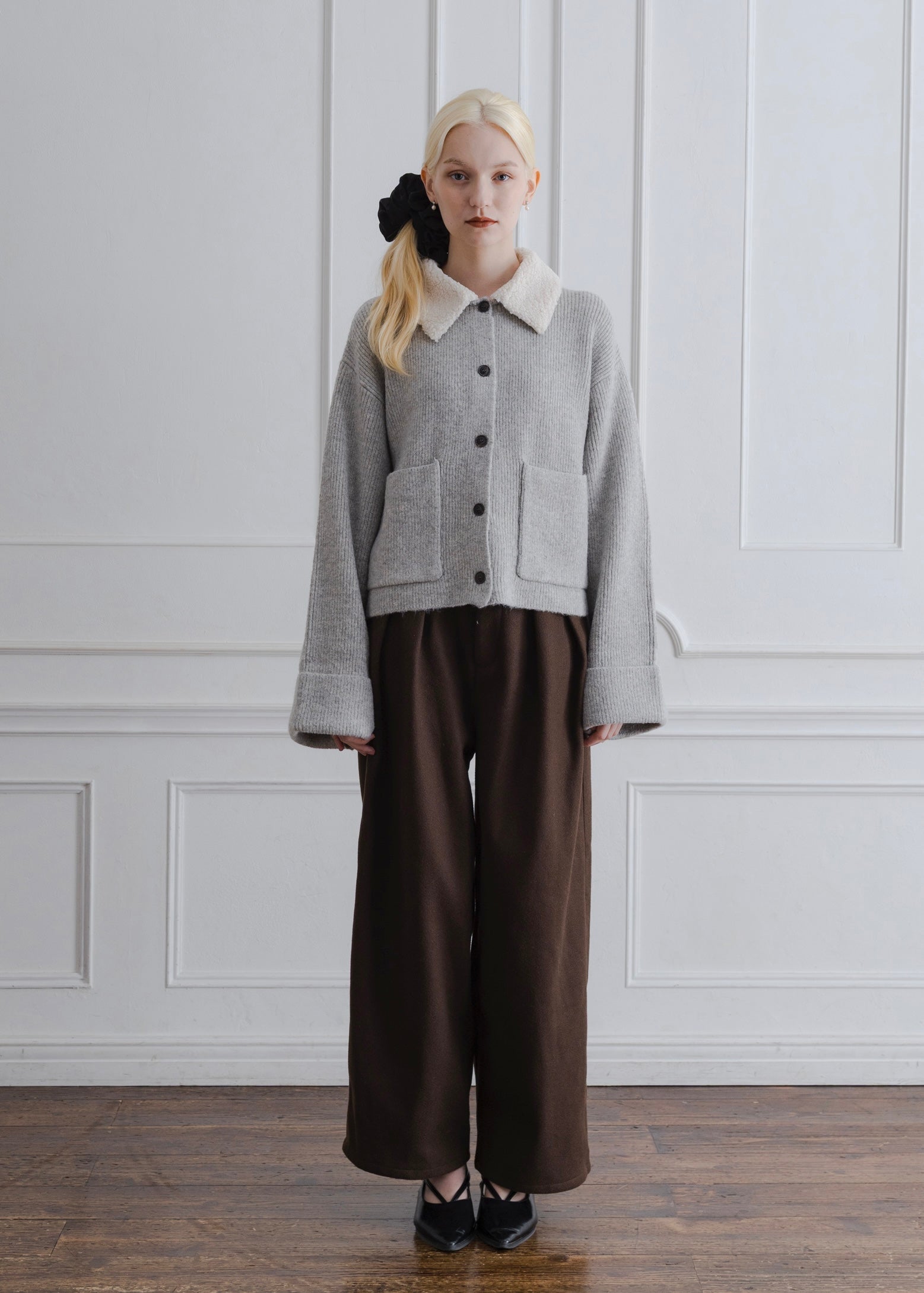 BOA COLLAR CARDIGAN
