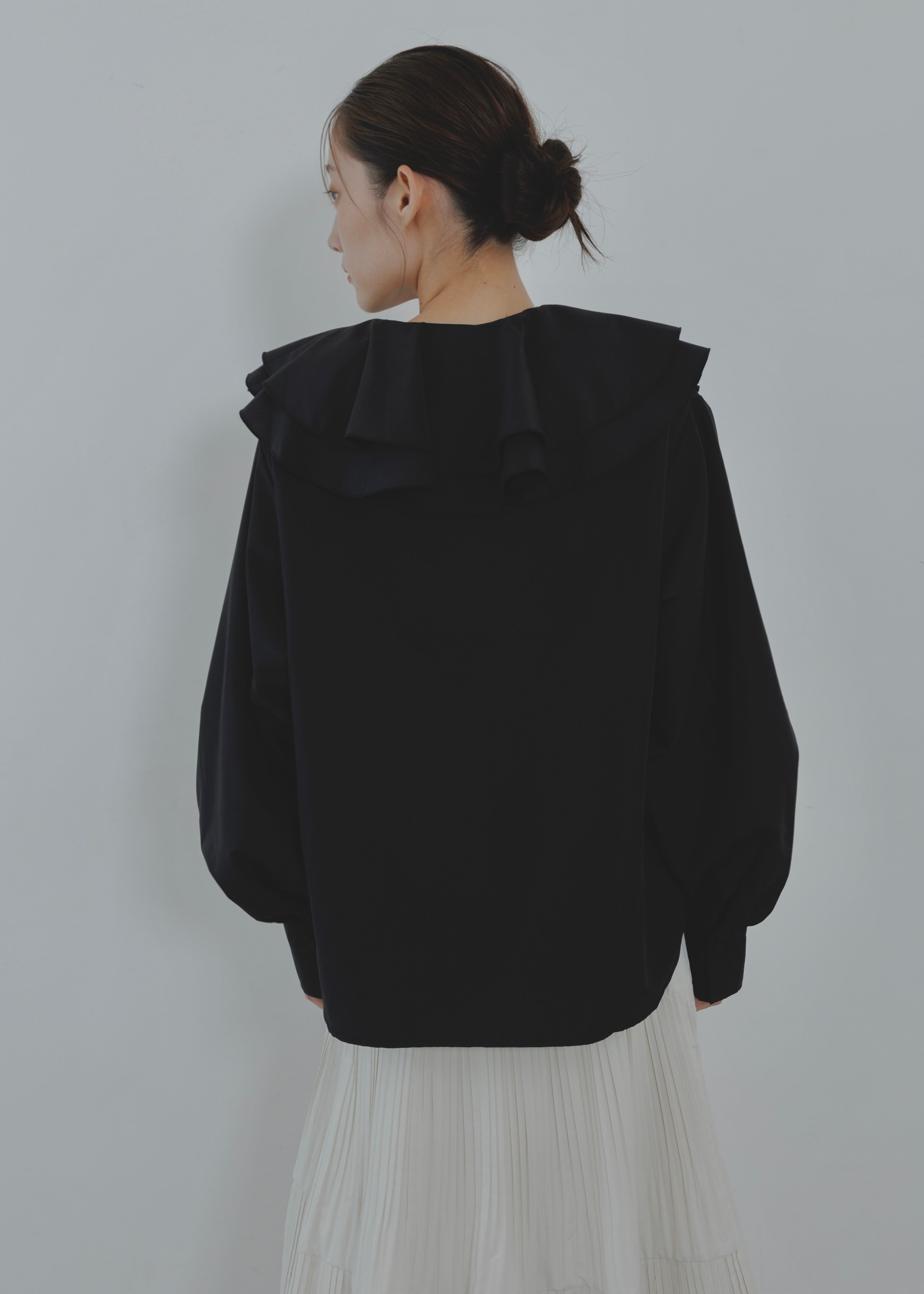 FRILL COLLAR SHIRT