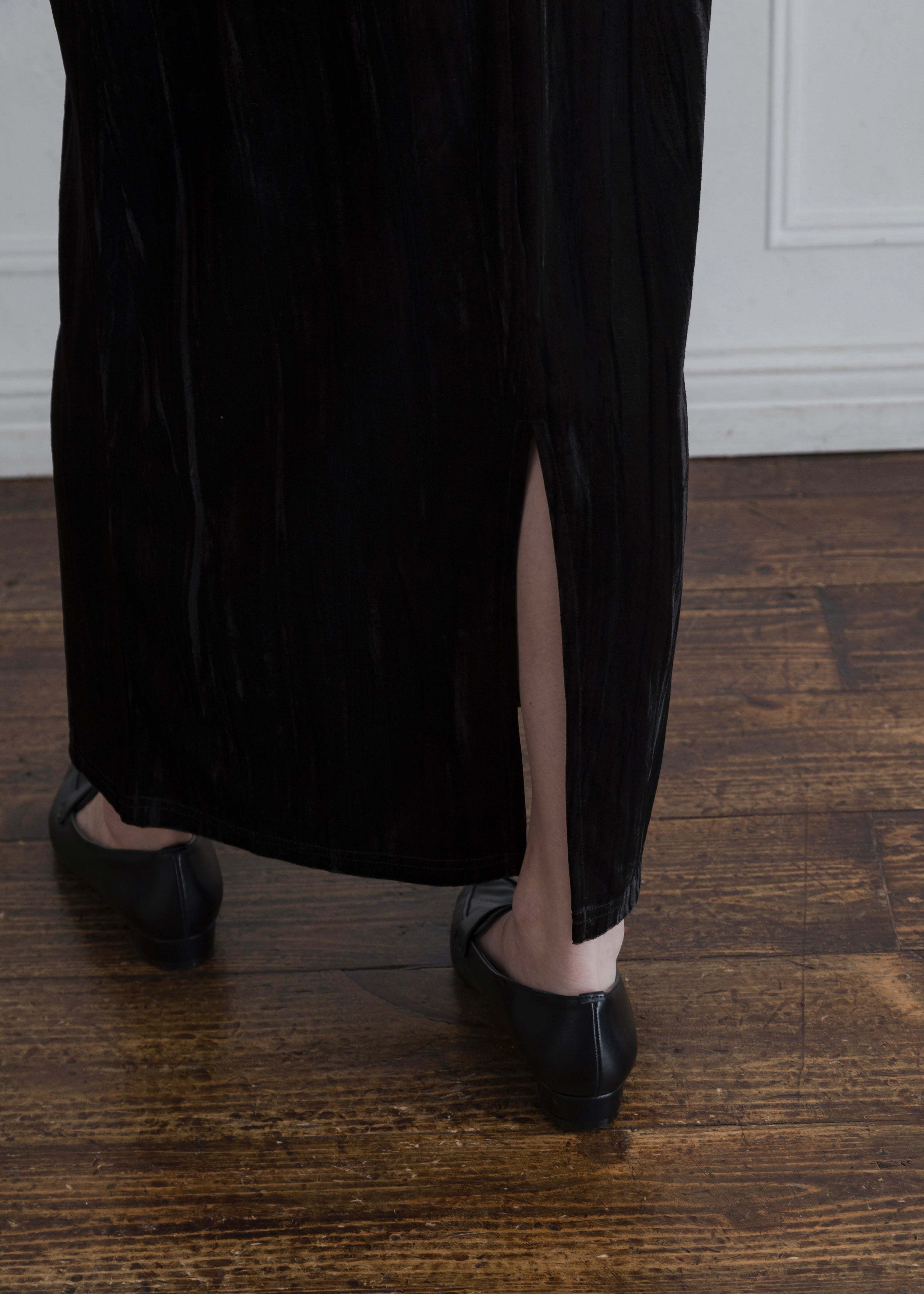 CRUSH VELOUR SKIRT