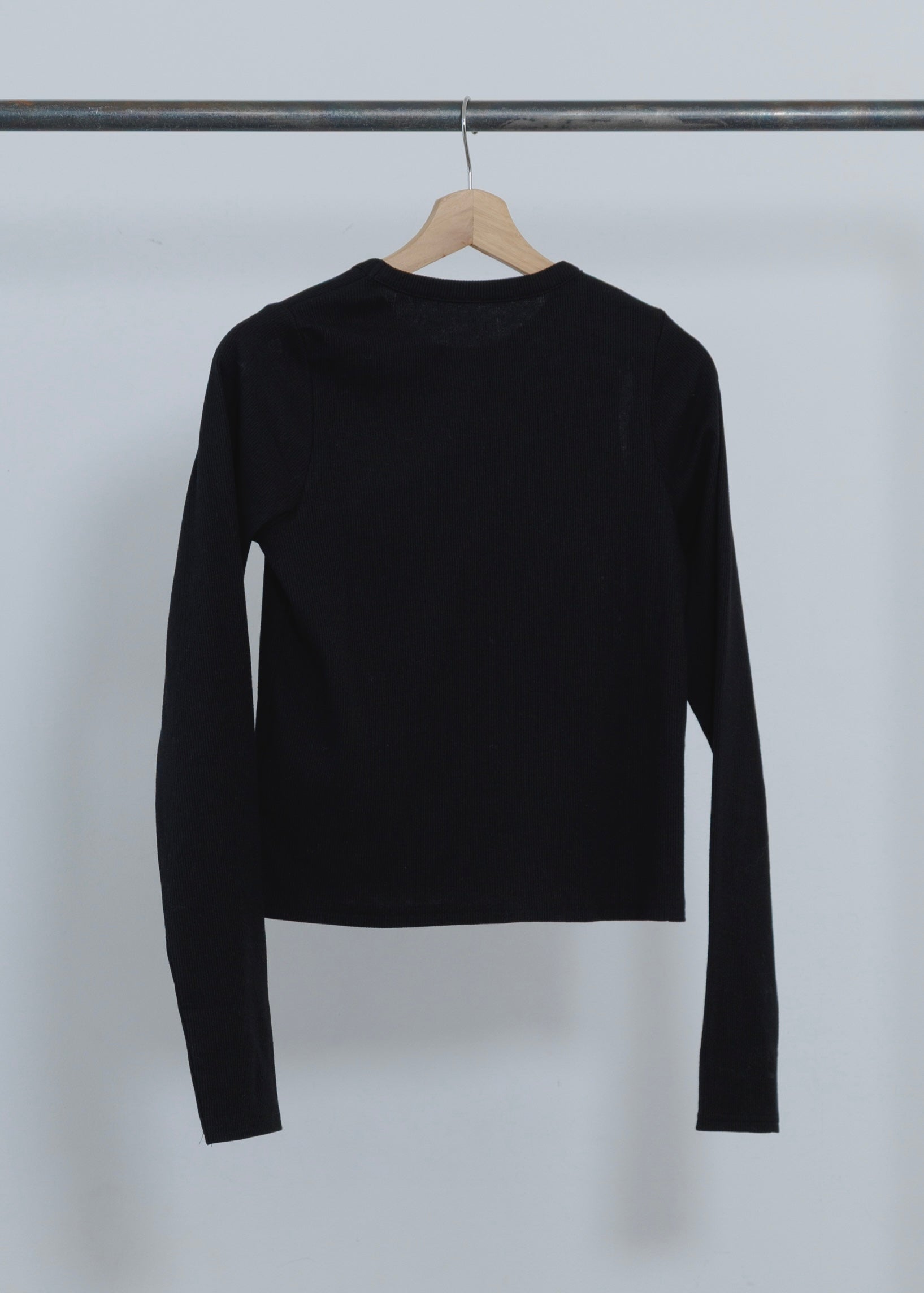 CUT OUT PULLOVER