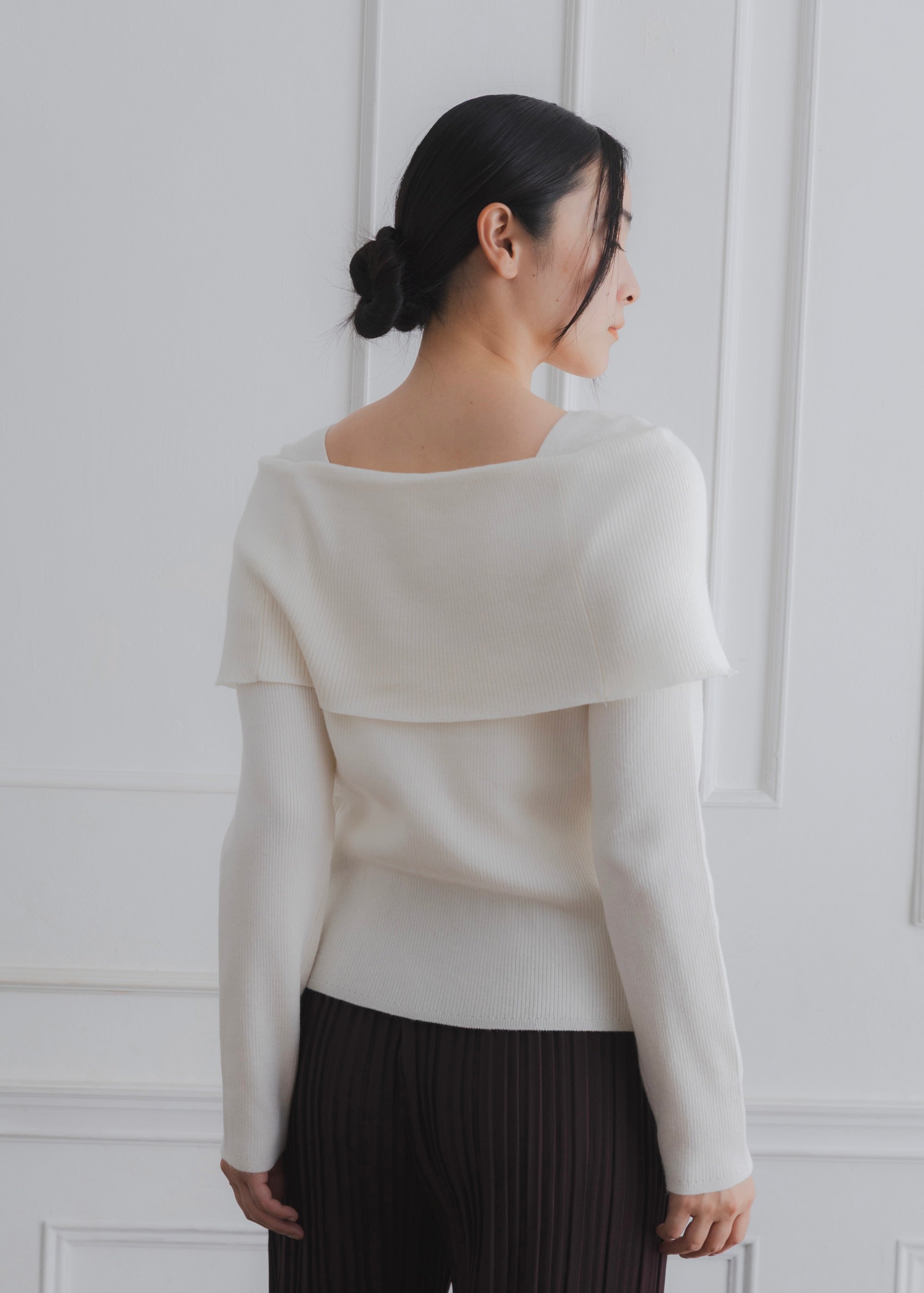 OFF SHOULDER KNIT TOP