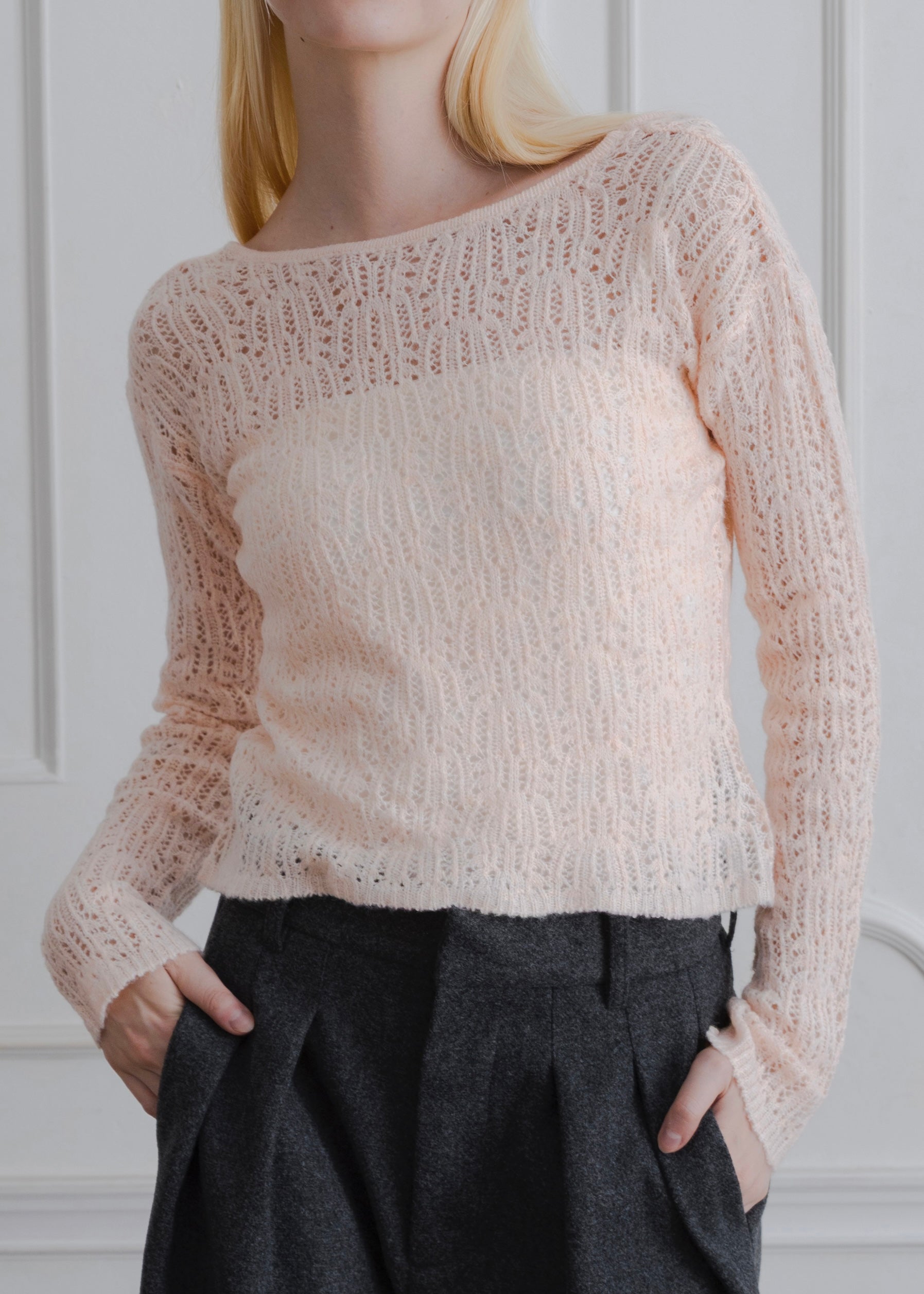 BACK OPEN KNIT