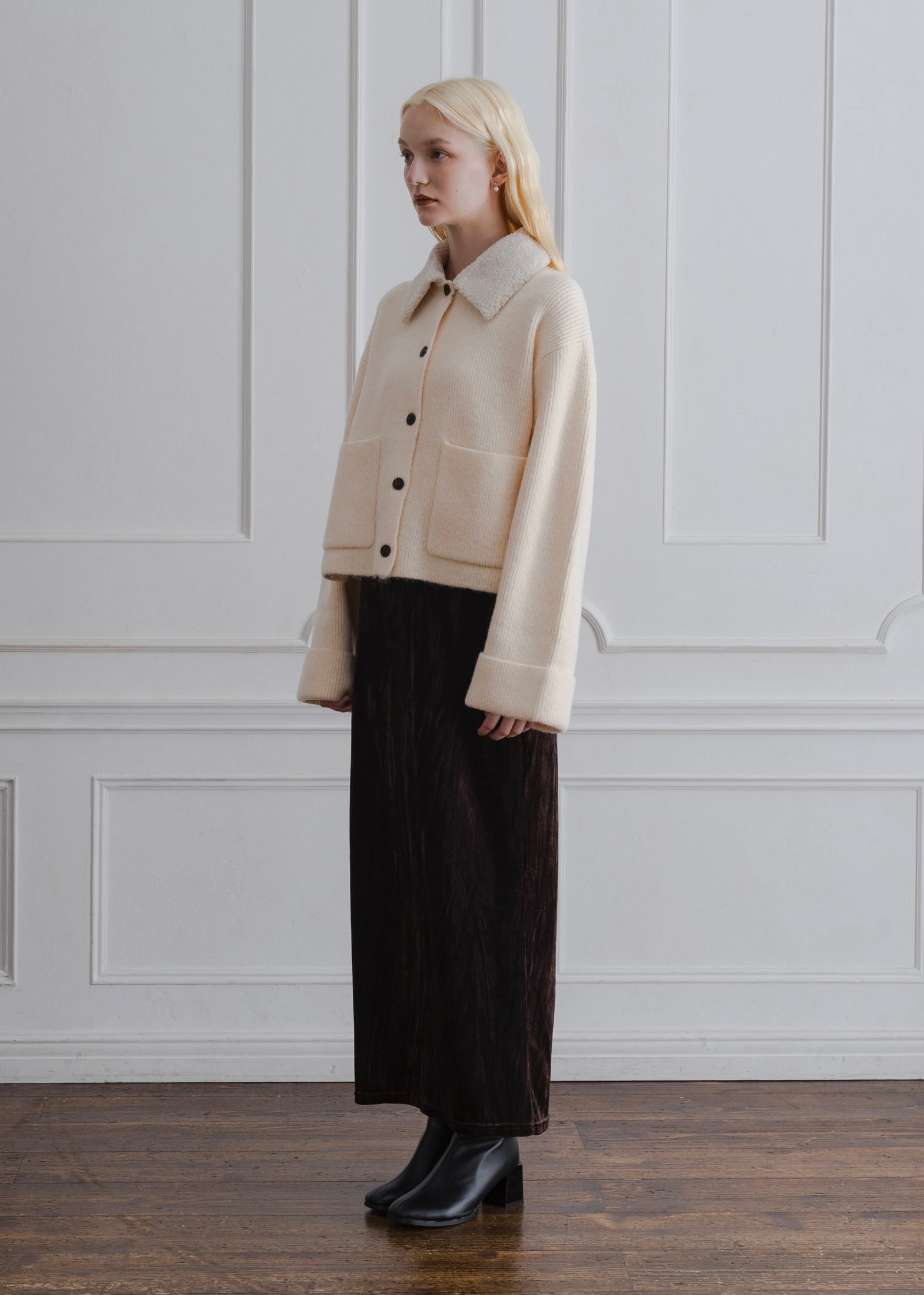 BOA COLLAR CARDIGAN