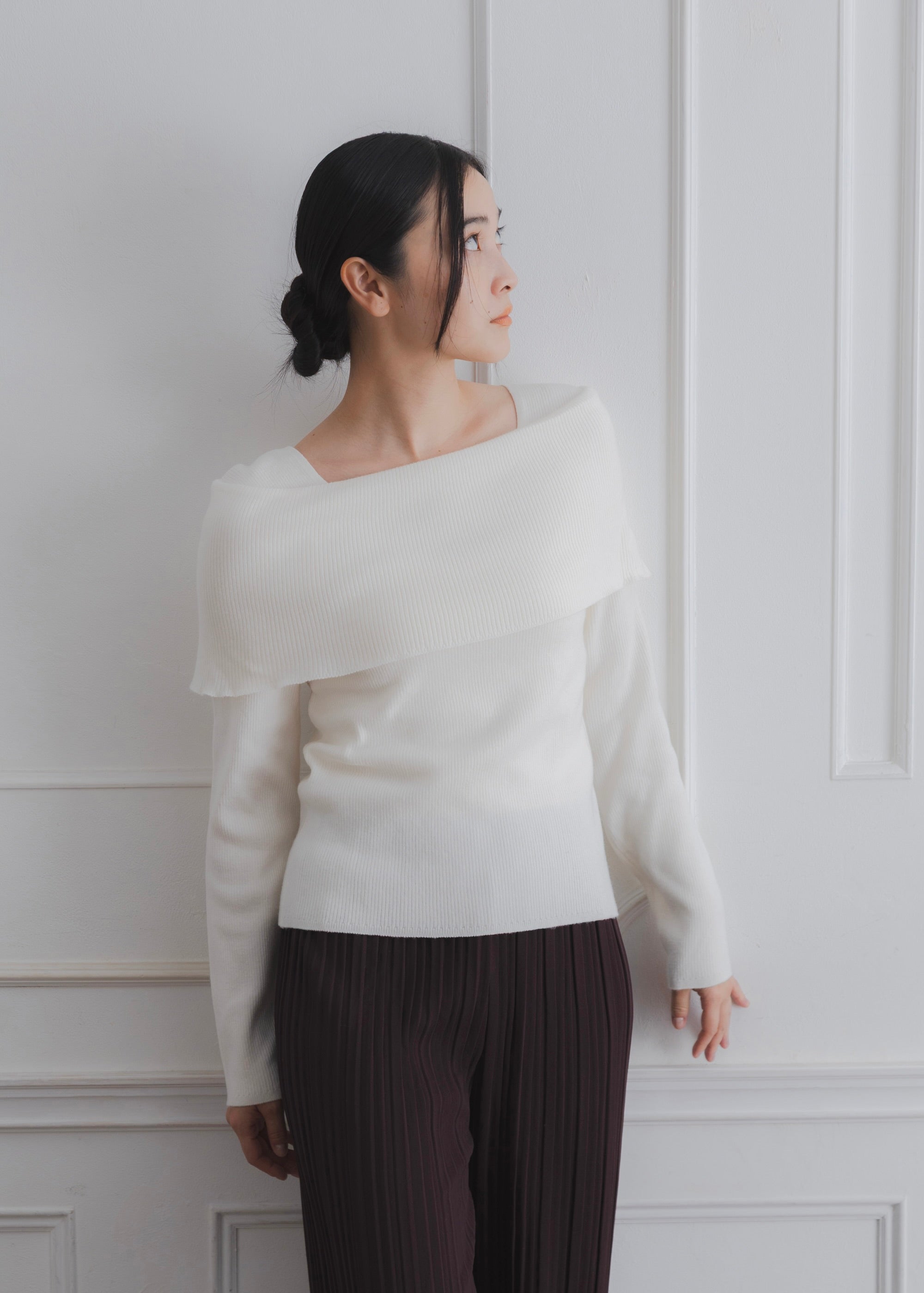 OFF SHOULDER KNIT TOP