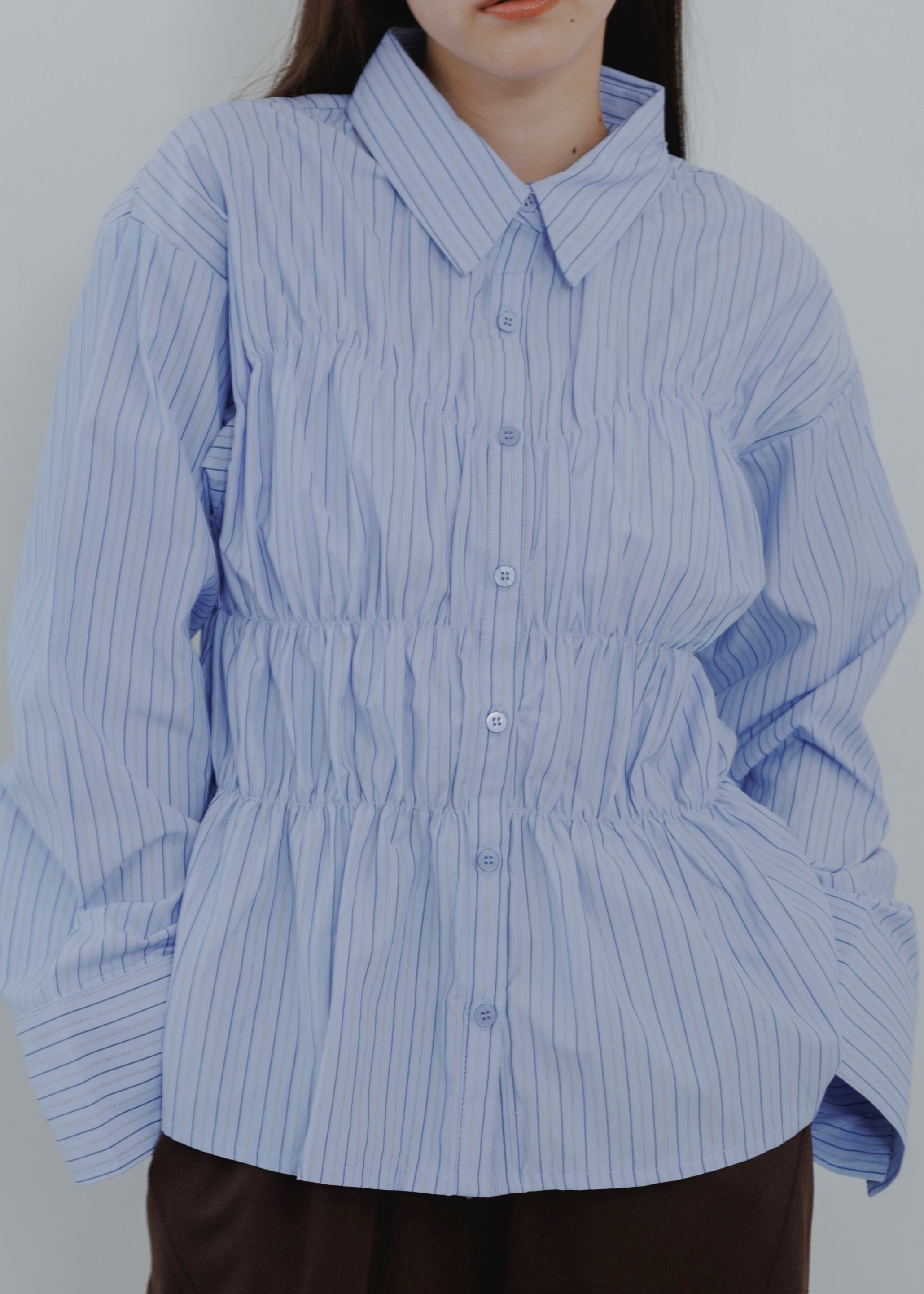 STRIPE SHIRRING SHIRT
