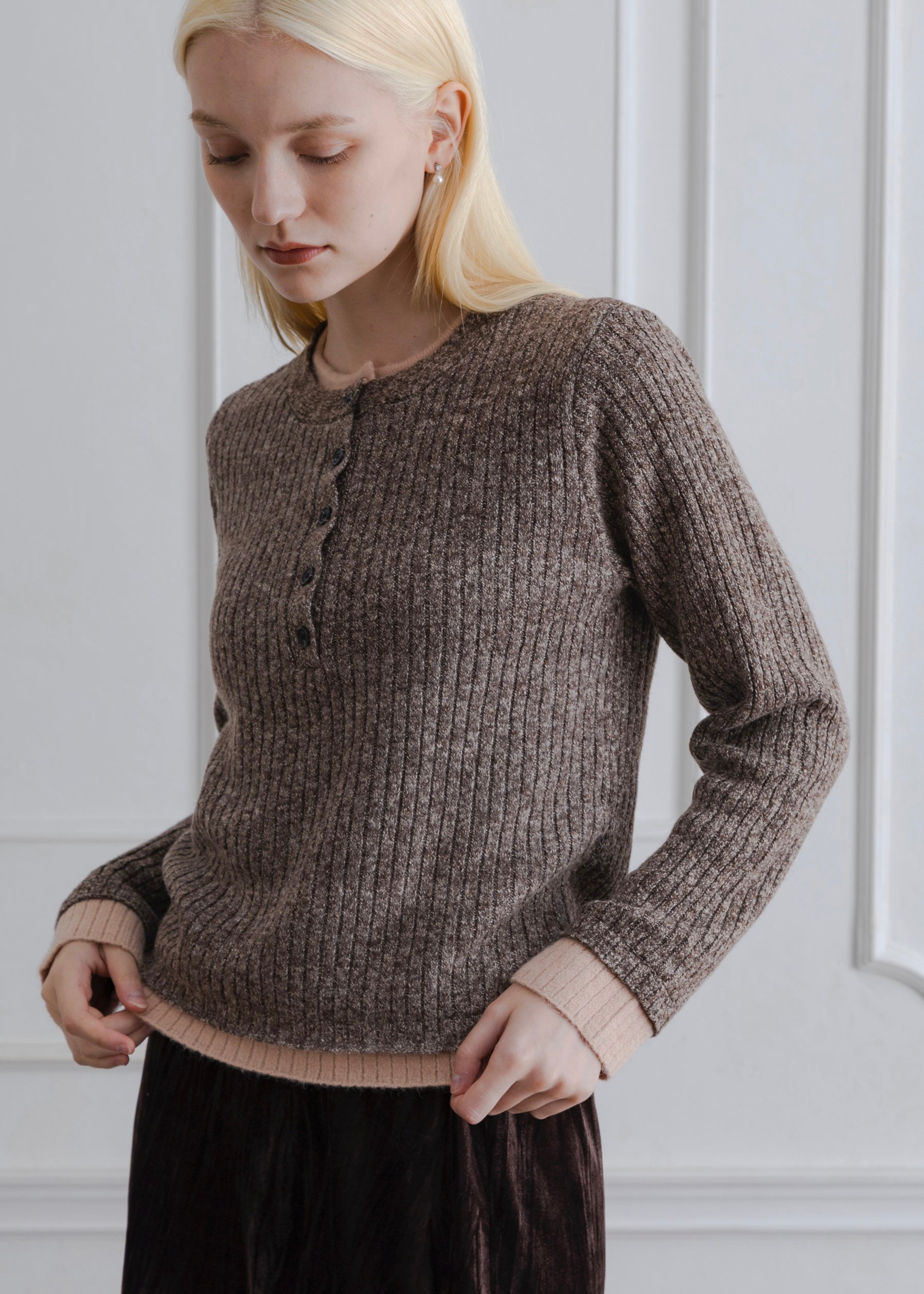 LAYERED MIX KNIT