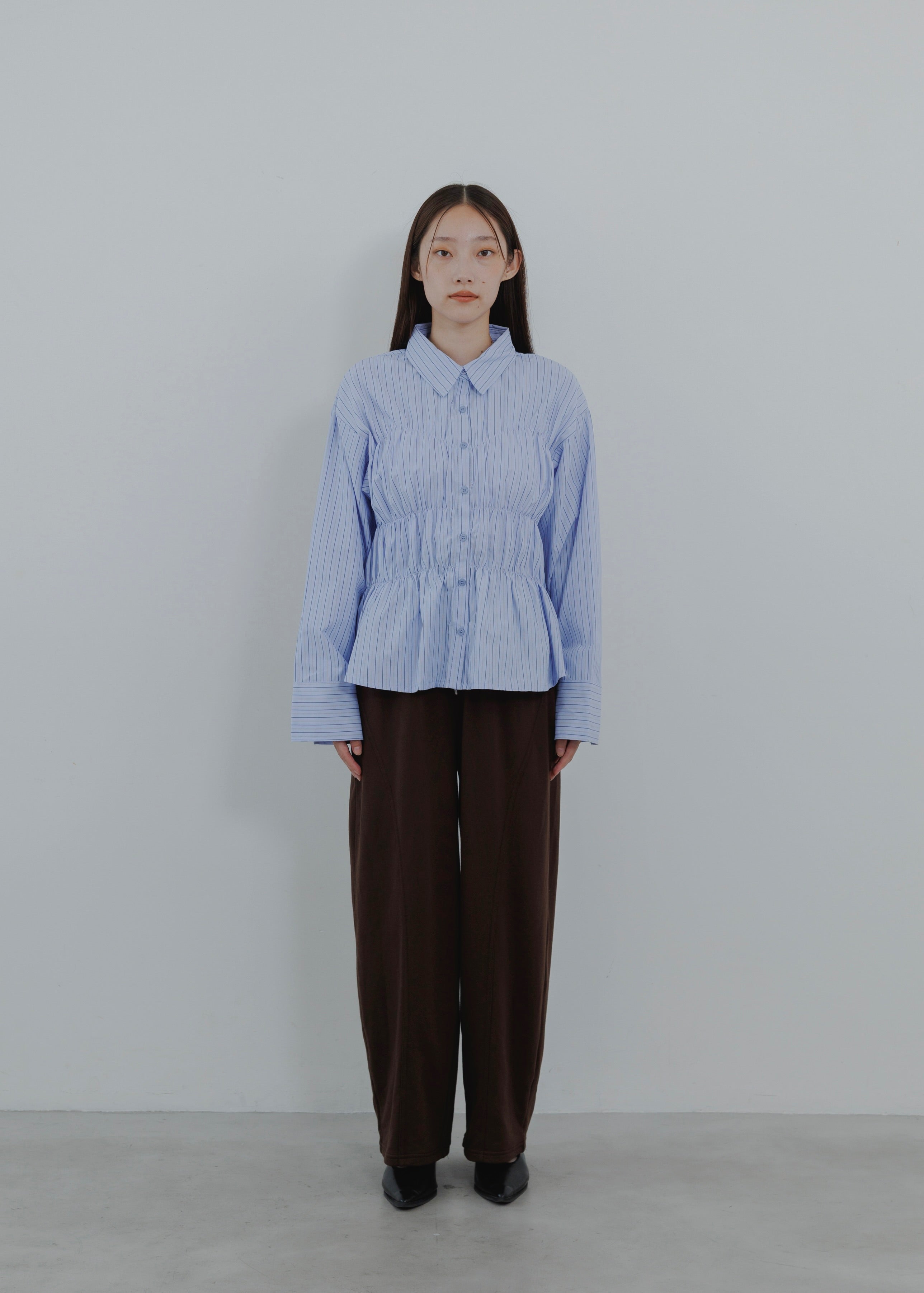 STRIPE SHIRRING SHIRT