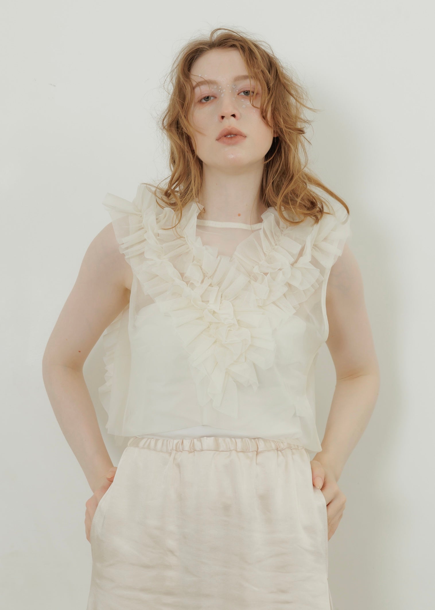 TULLE FRILL VEST