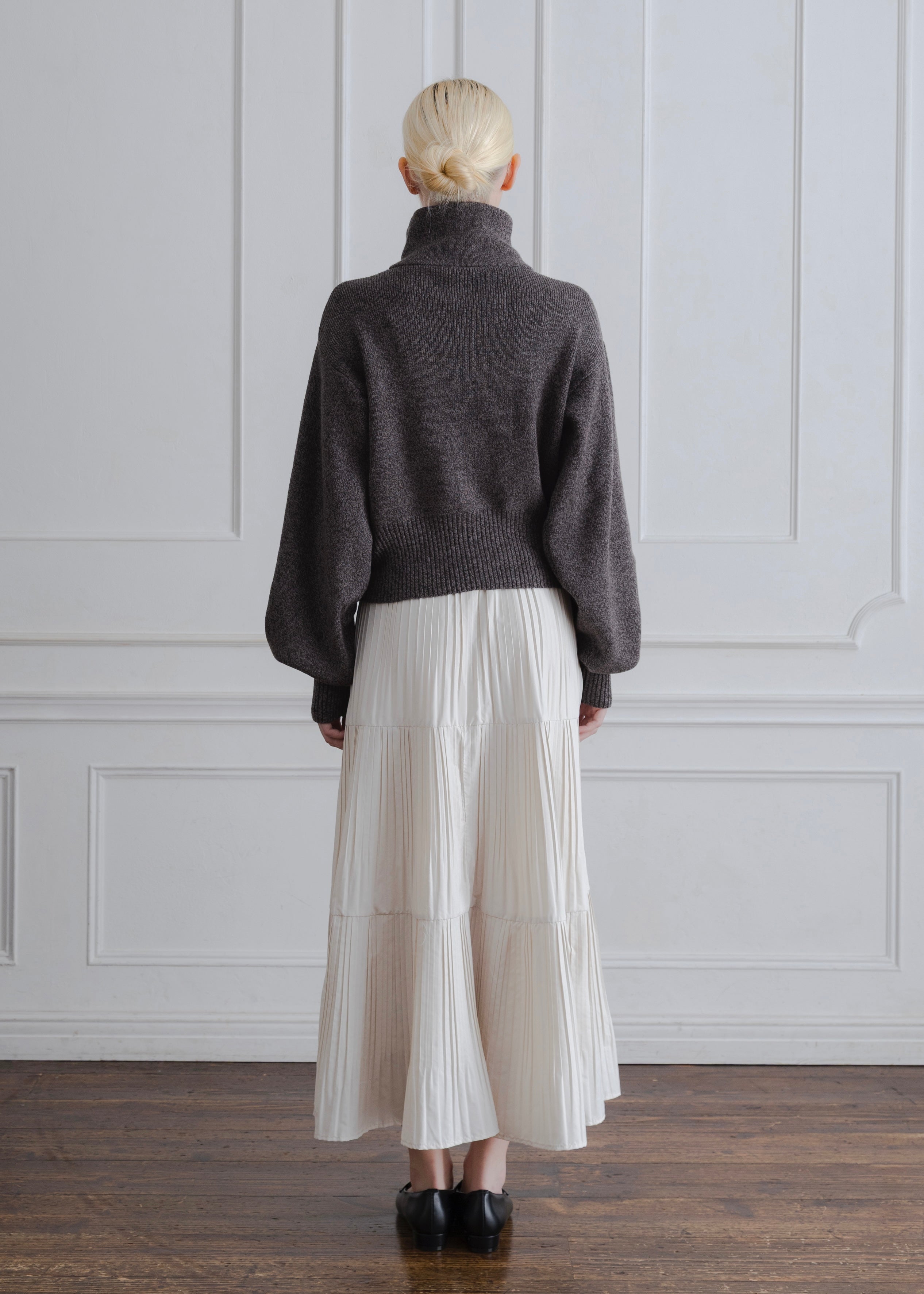 HIGH NECK CARDIGAN