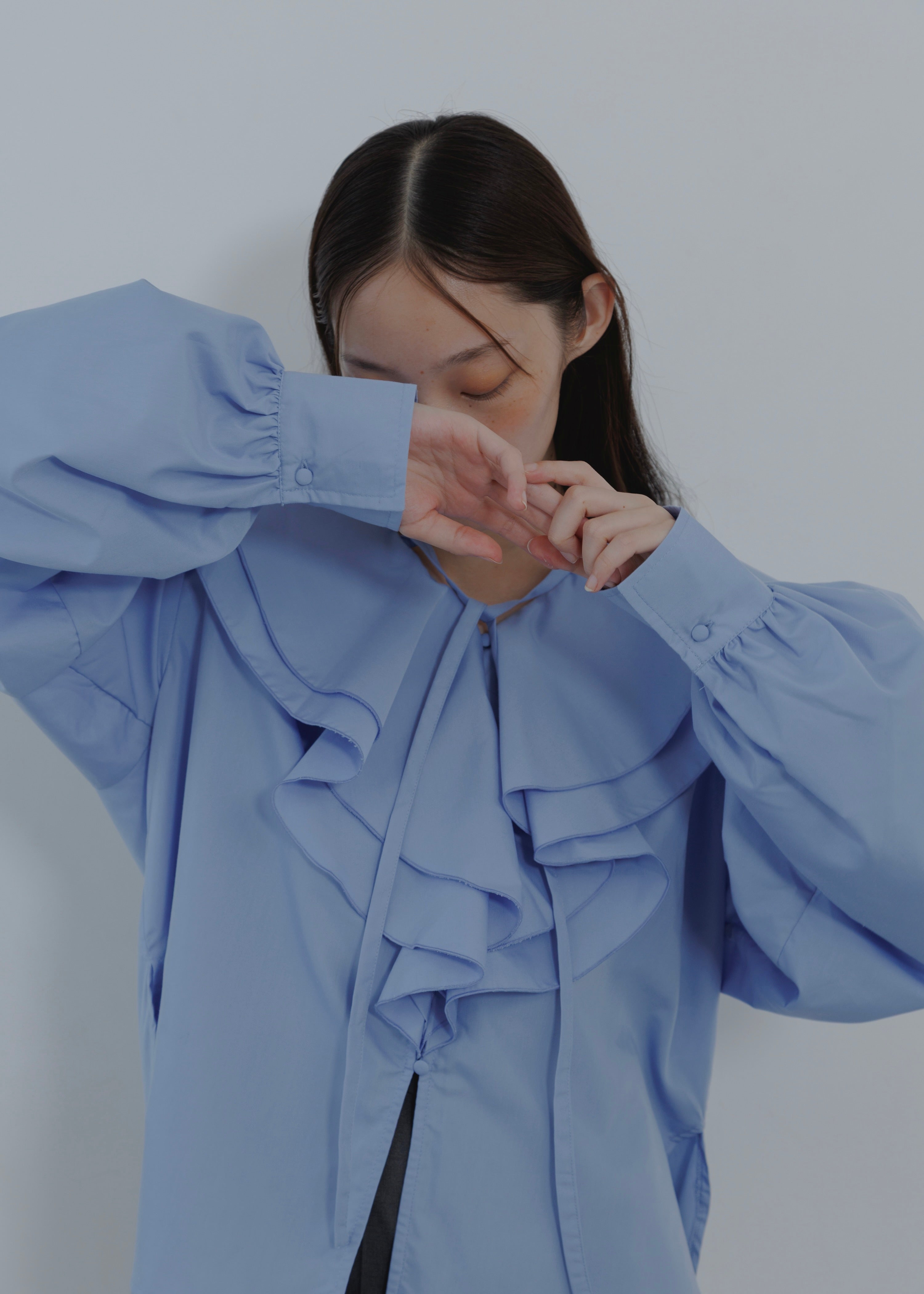 FRILL COLLAR SHIRT