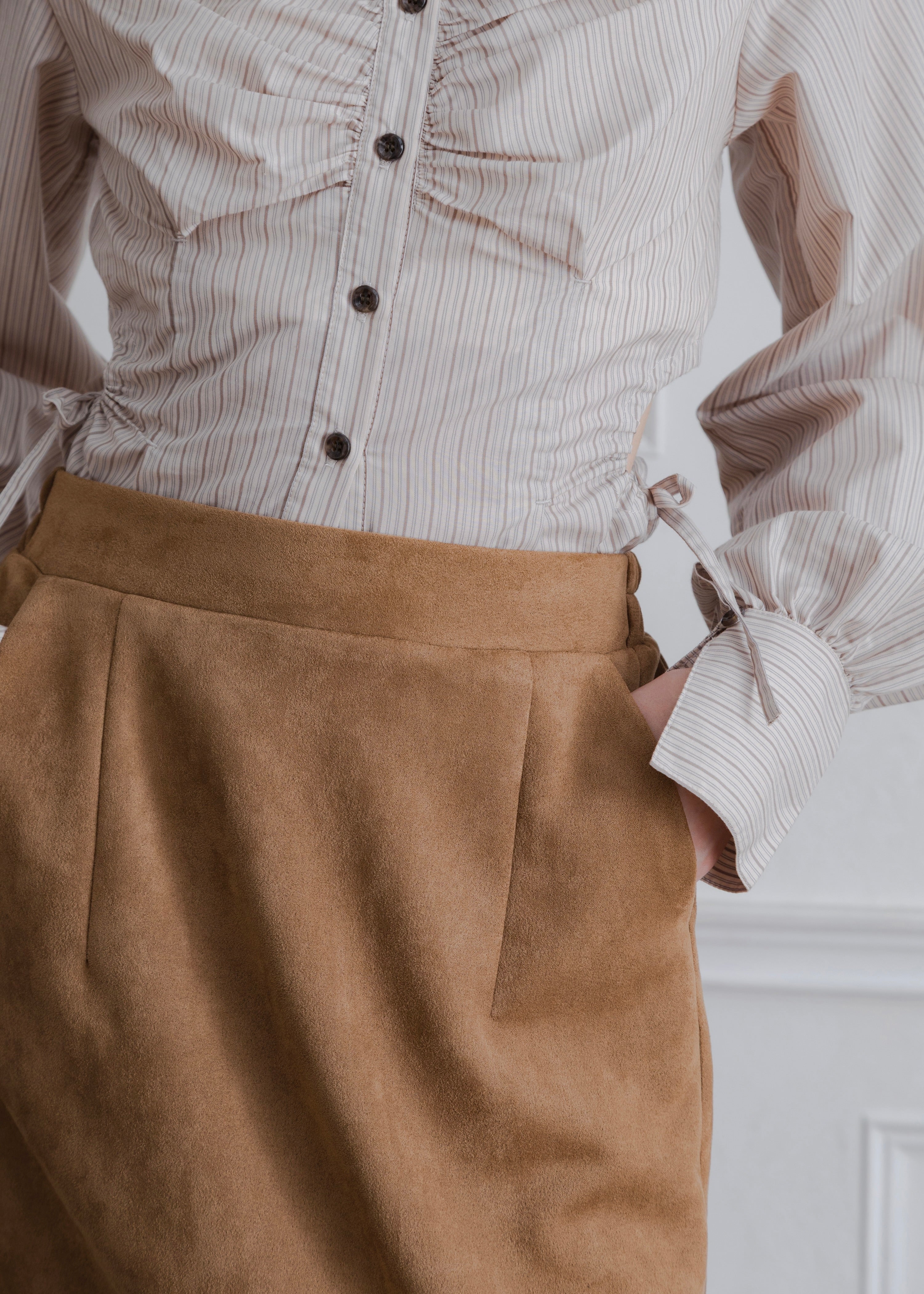 FAUX SUEDE SKIRT