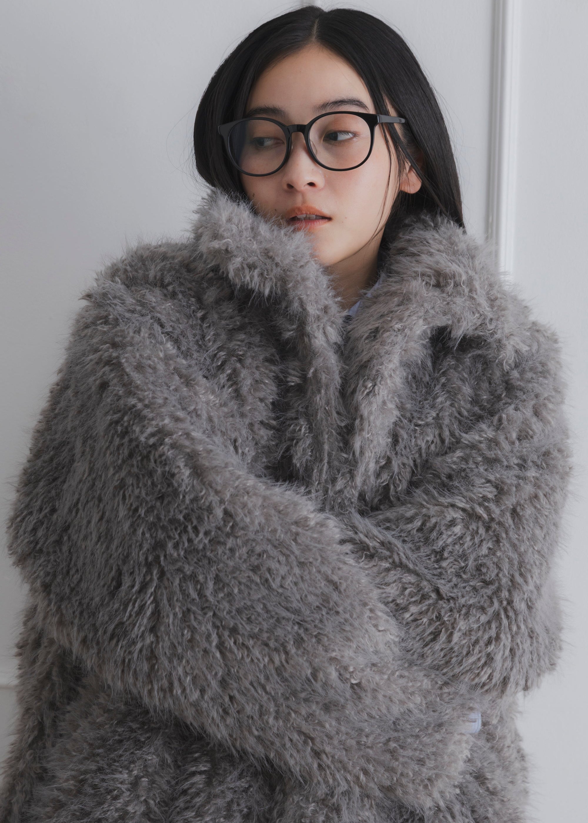 SHAGGY FUR COAT