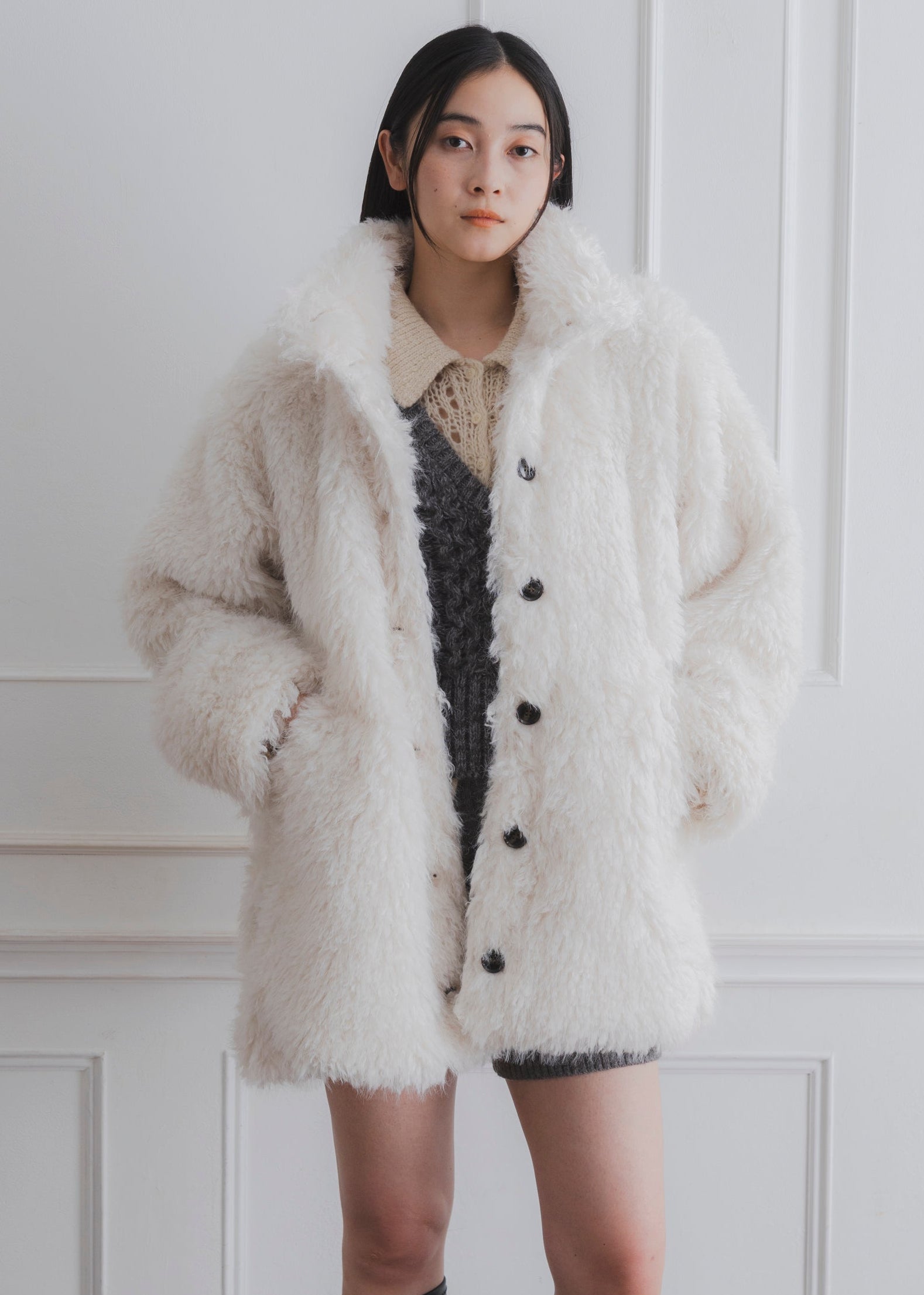 SHAGGY FUR COAT