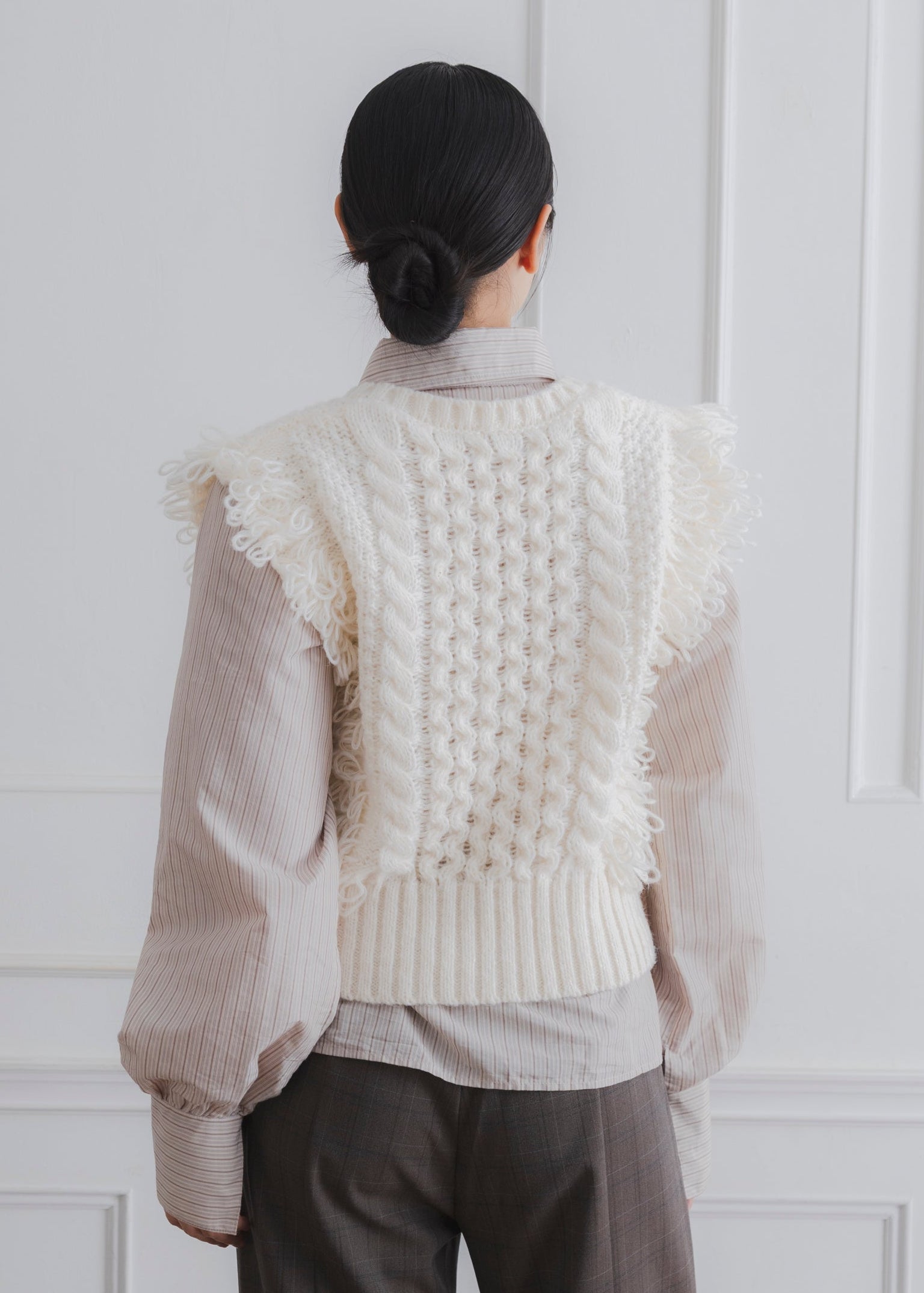 FRINGE KNIT VEST