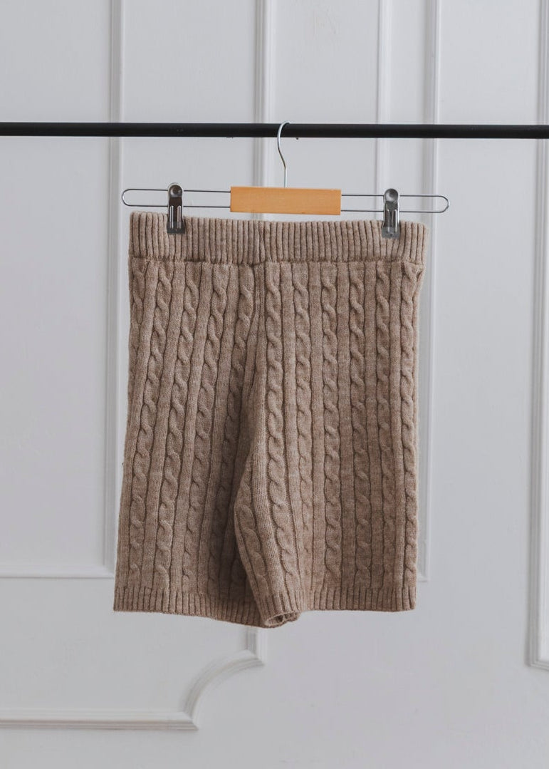 CABLE KNIT PANTS