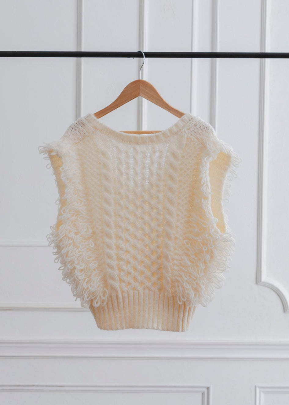 FRINGE KNIT VEST