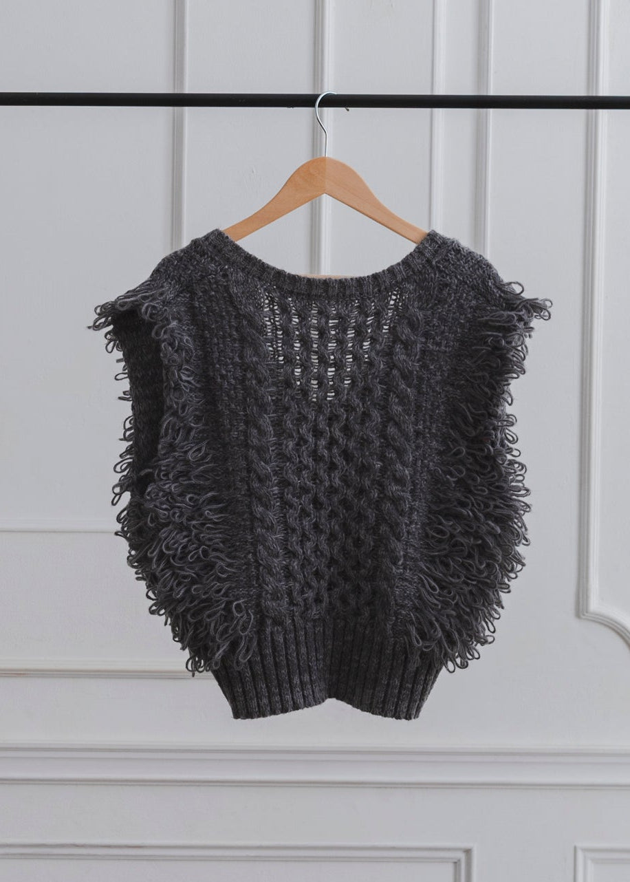 FRINGE KNIT VEST